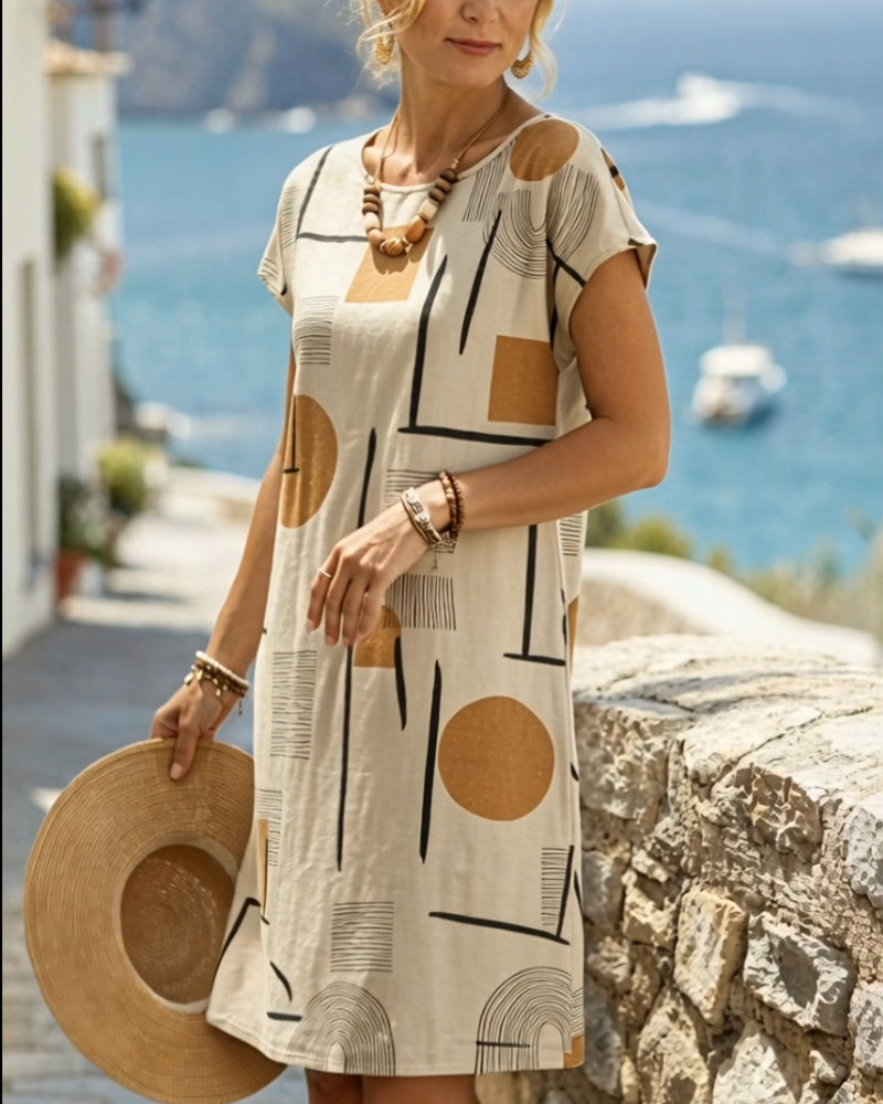 Chasuble-Kleid für Damen – kurzes, fließendes Kleid mit zeitgenössischem Kunstprint | Urlaub