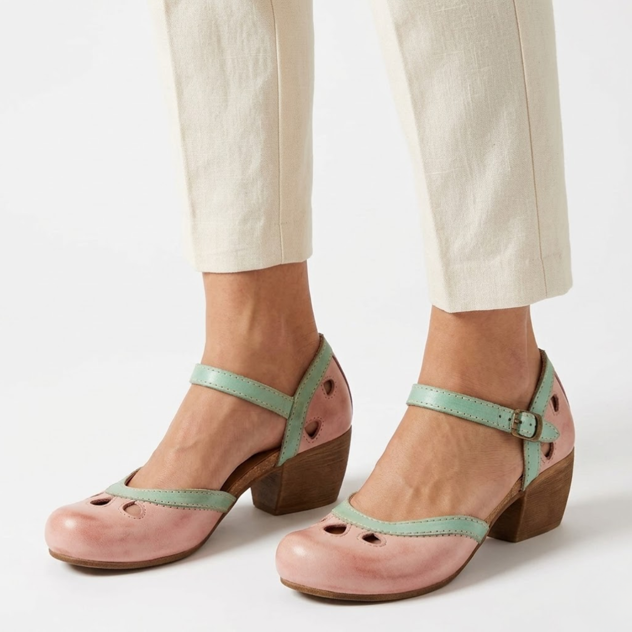 Sandálias de Salto Quadrado para Mulher, Sapatos Retro com Tira no Tornozelo e Biqueira Redonda