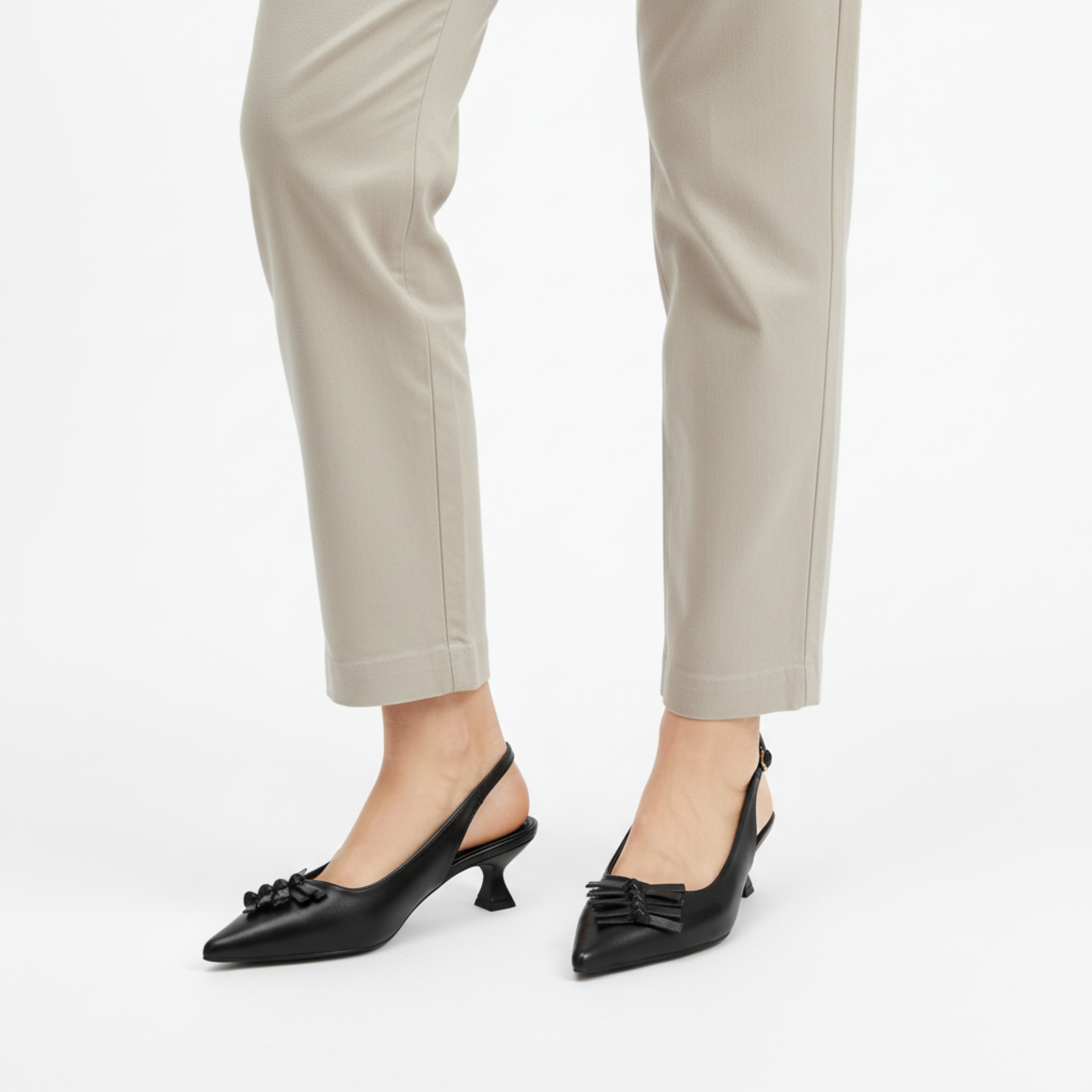 Sandales Slingback à Bout Pointu en Similicuir avec Nœud et Petits Talons pour Femmes