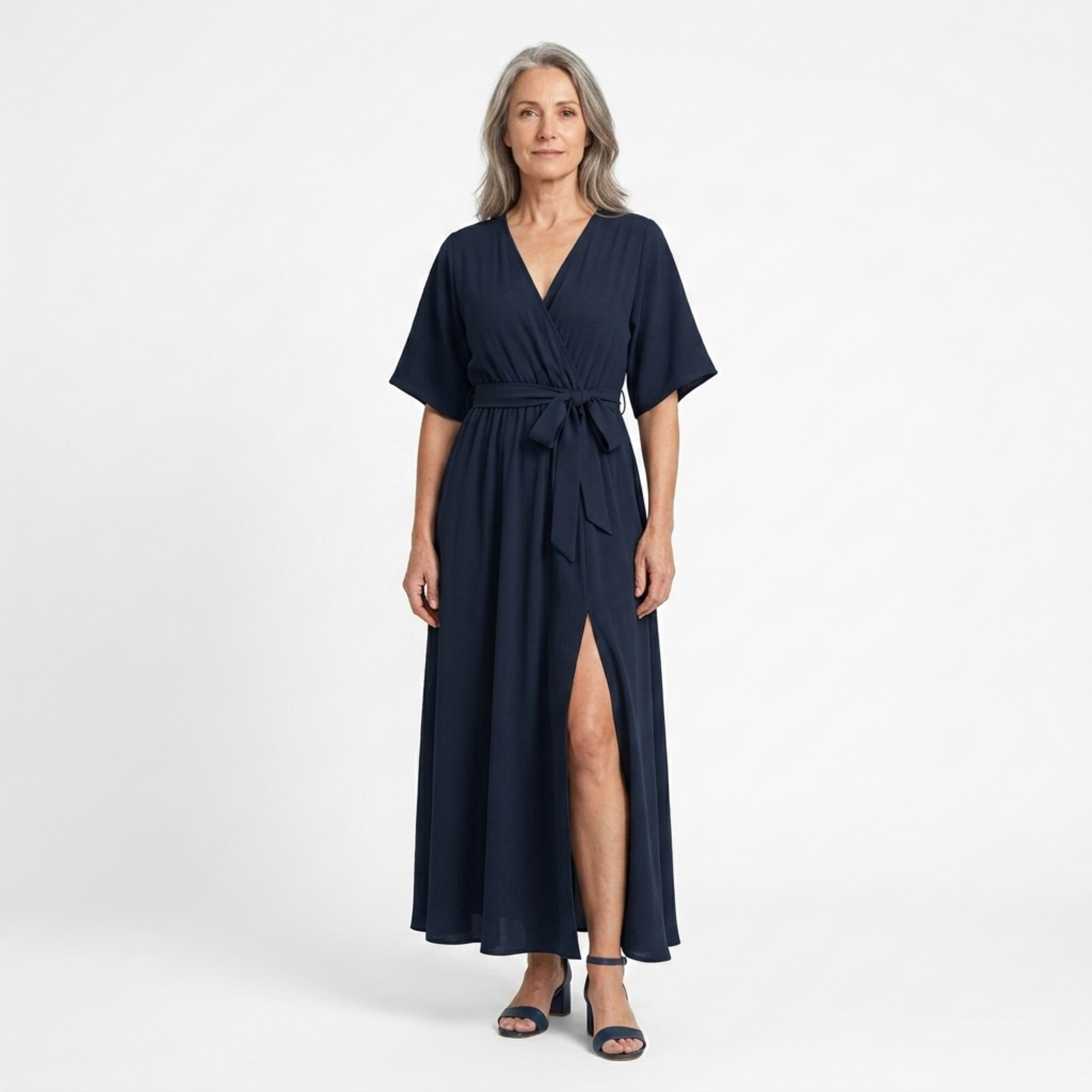 Maxi kimono kjole med blomster — boheme stil — sommerferie