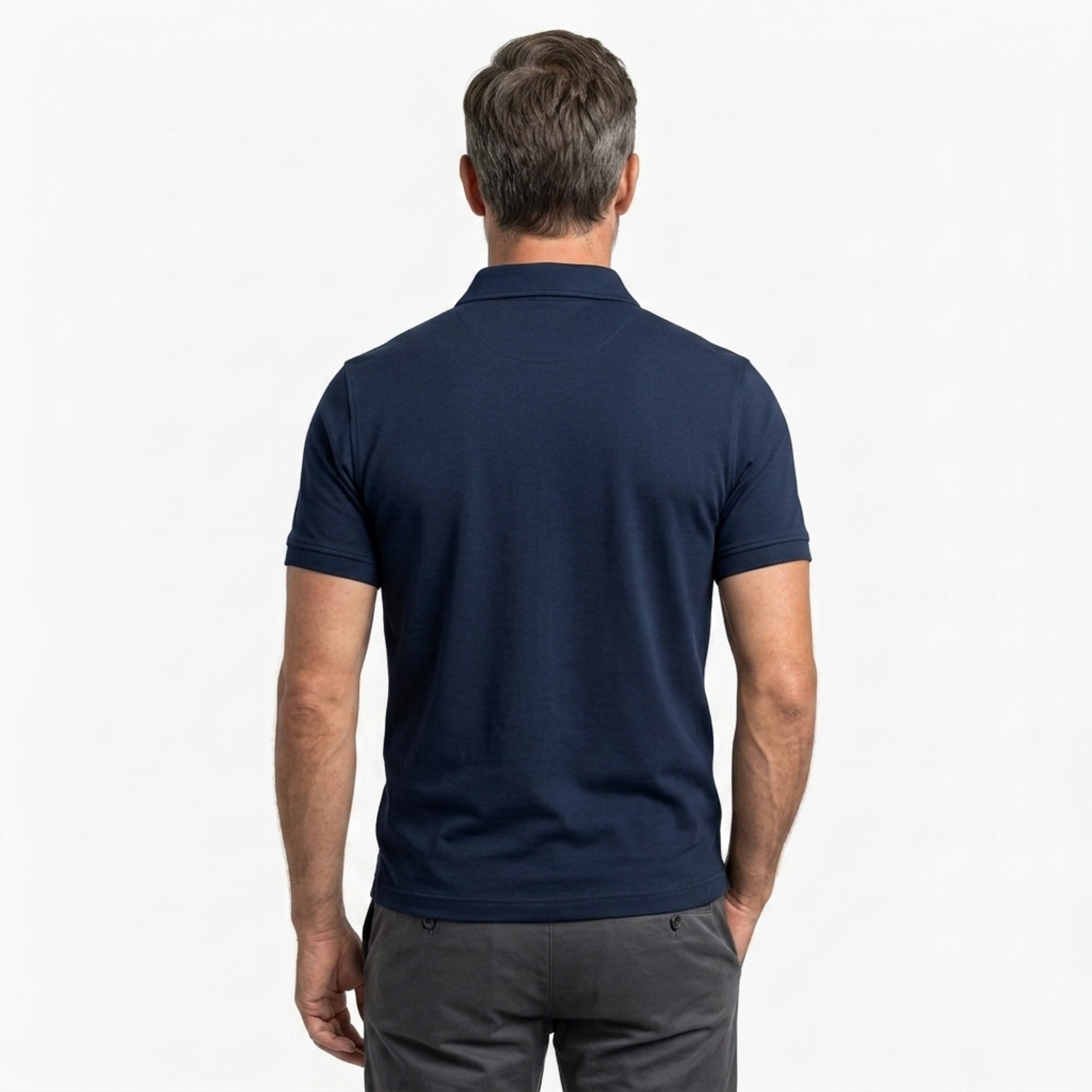 Men's polo with zip collar and short sleeves — casual