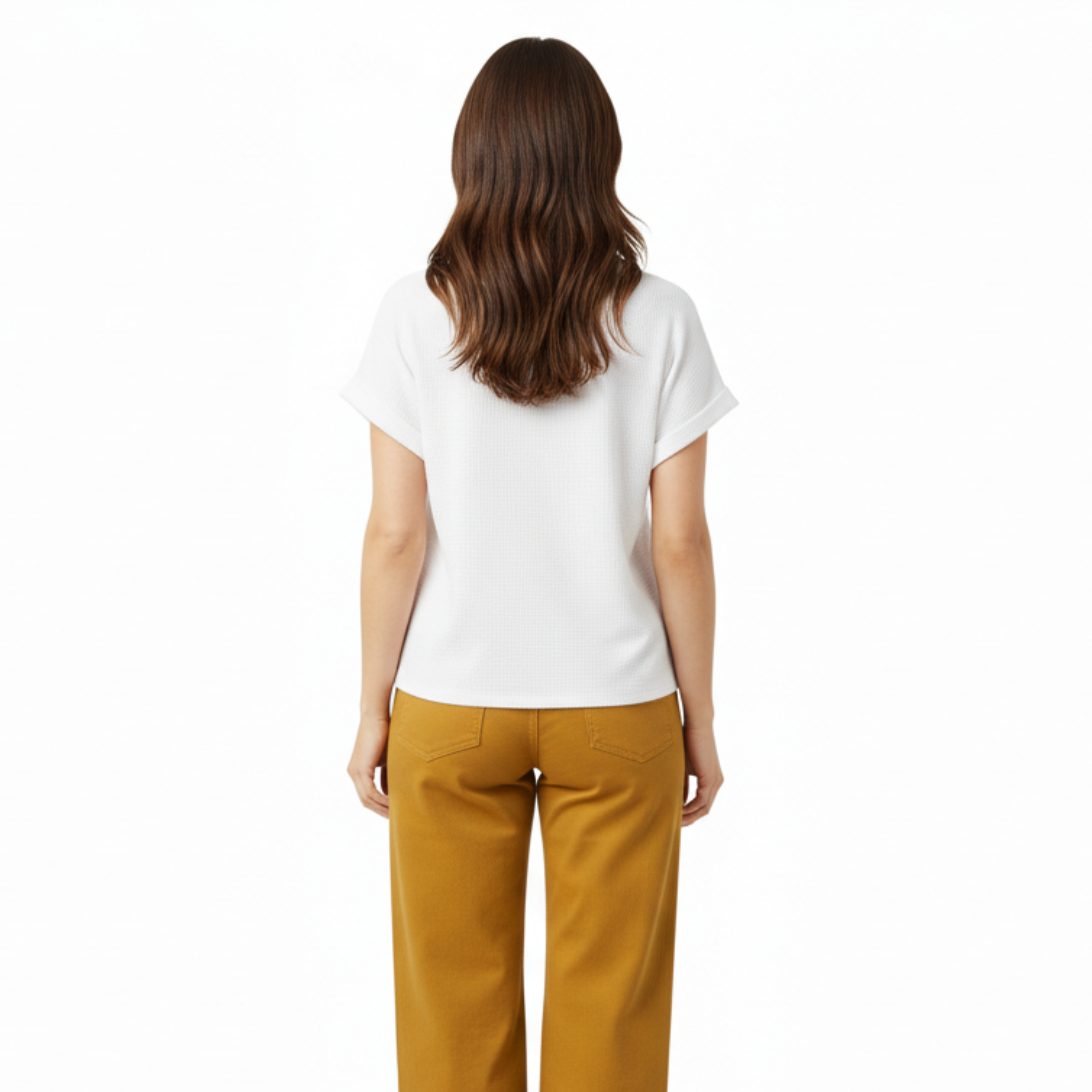 T-shirt donna a maniche corte, taglio ampio, in maglia con dettagli di bottoni decorativi