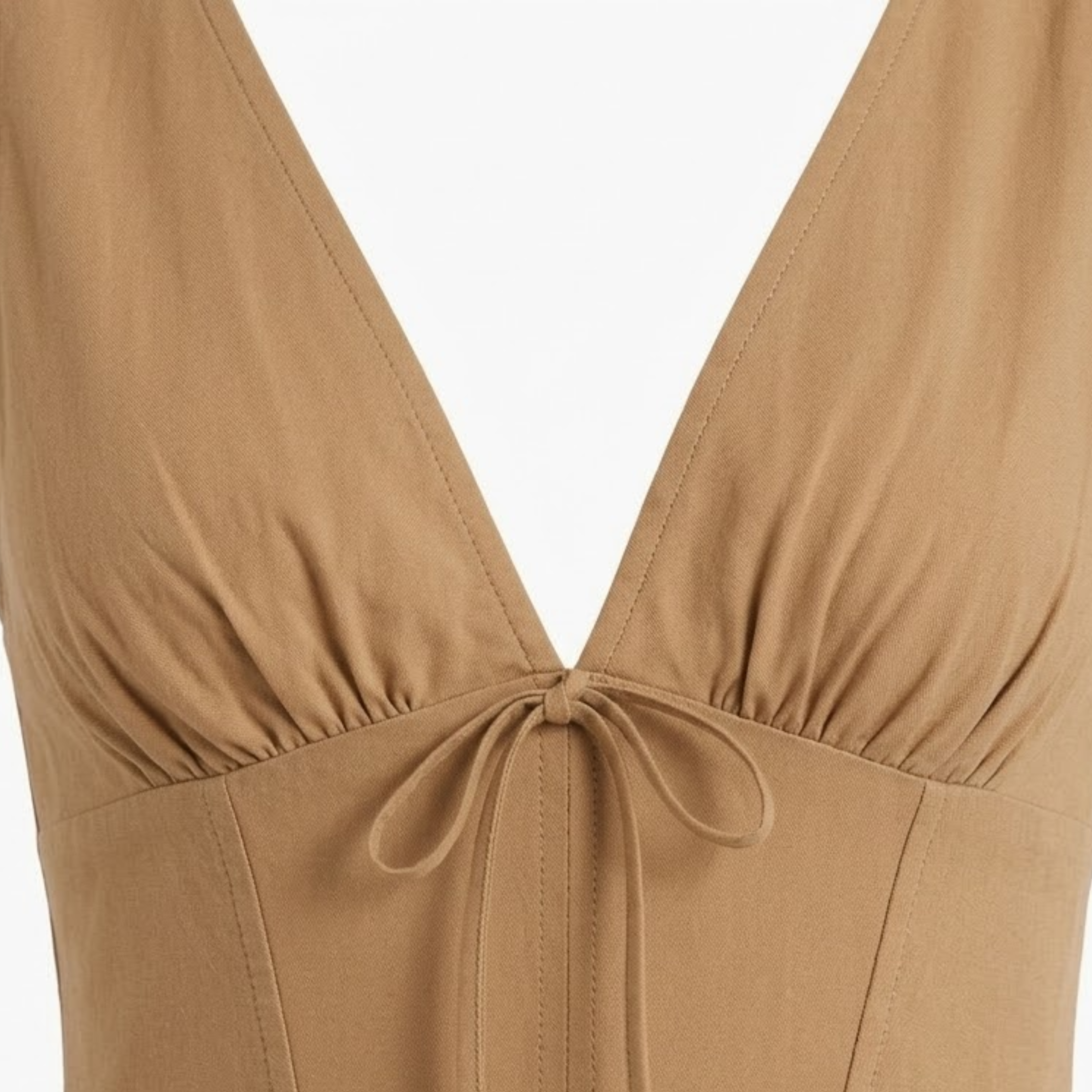 Robe midi evasê com decote em V e cintura marcada