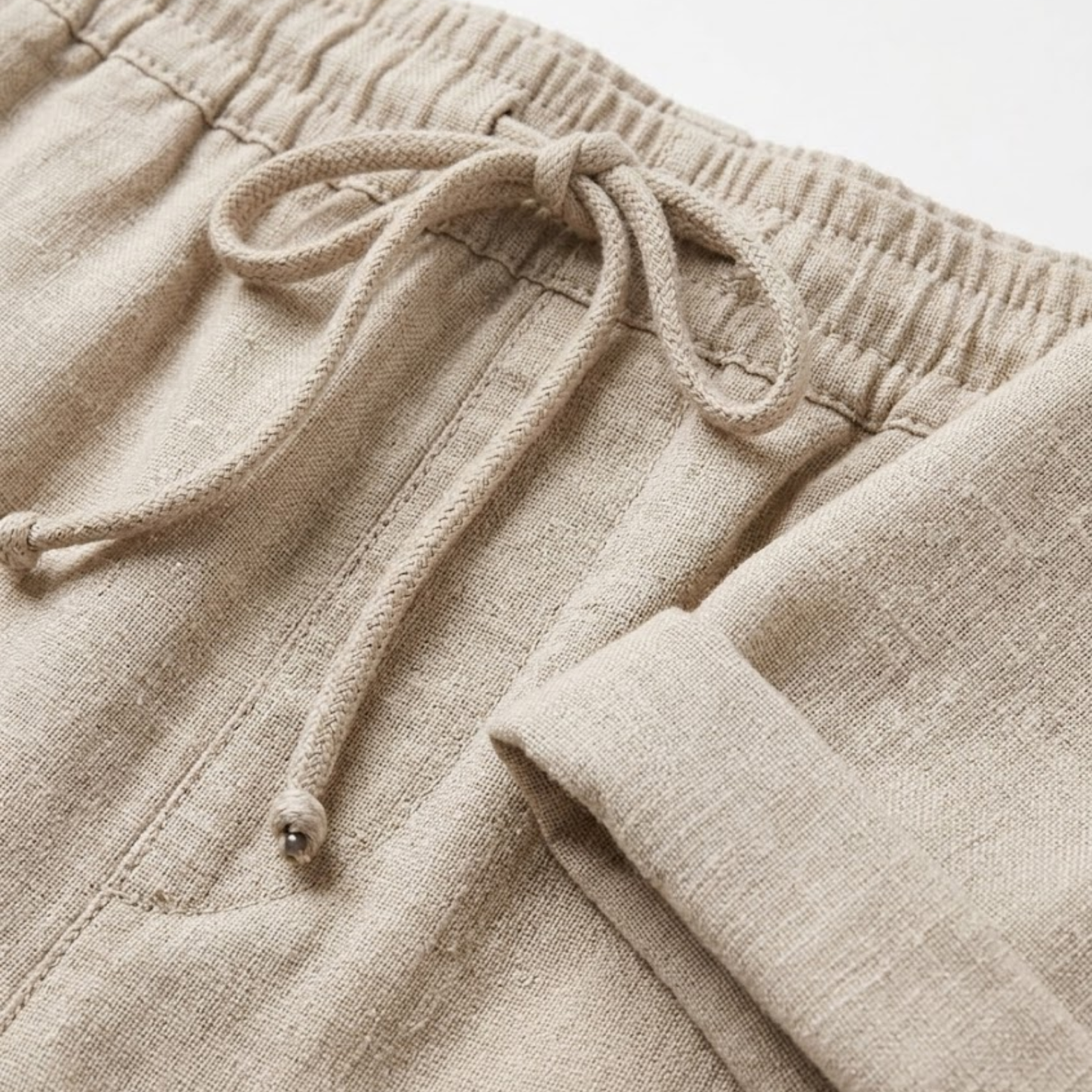 Pantaloni scurți din bumbac și in cu talie elastică și buzunare pentru femei
