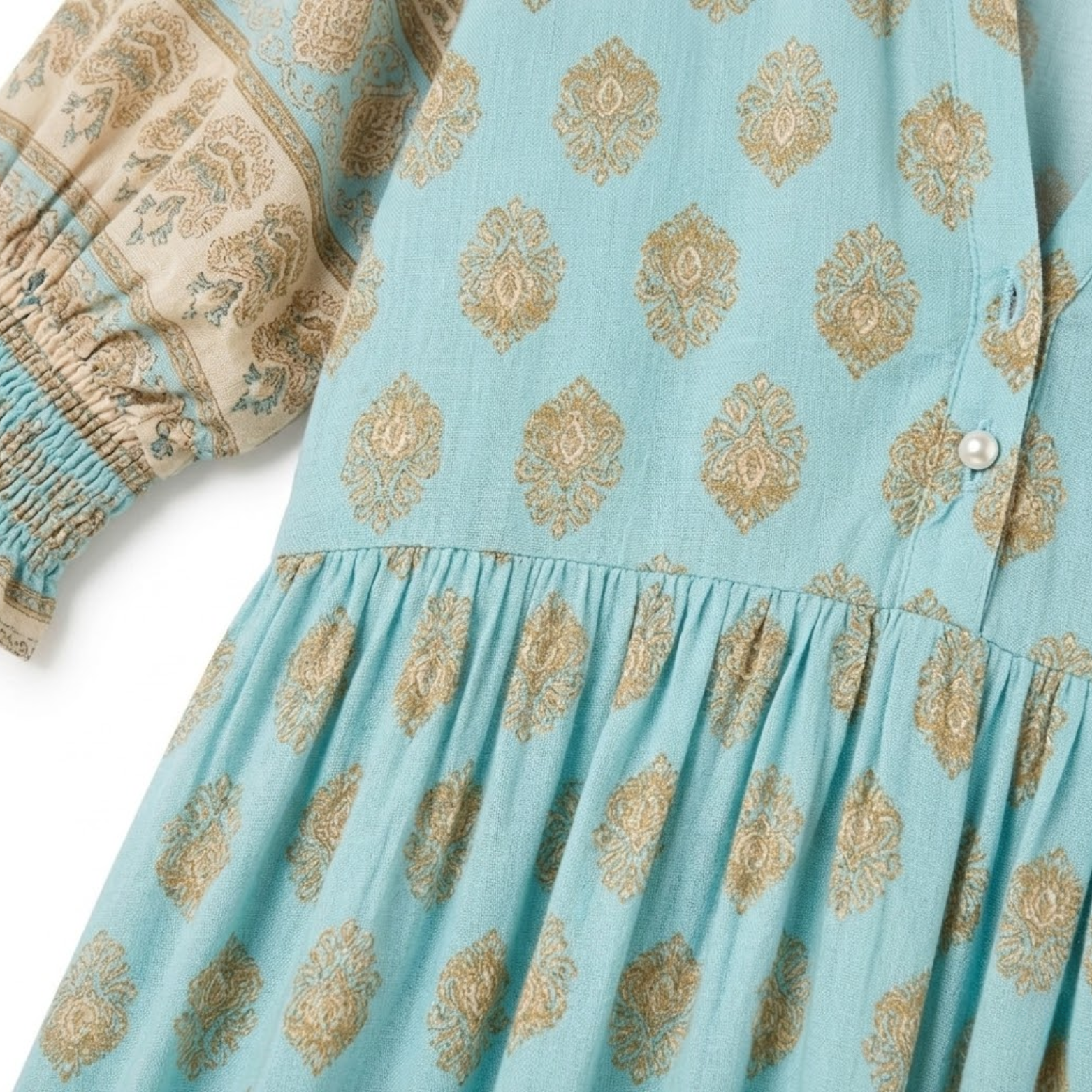 Boho Style Midi Dress for Women with Floral Print, V-Neck, and Lantern Sleeves