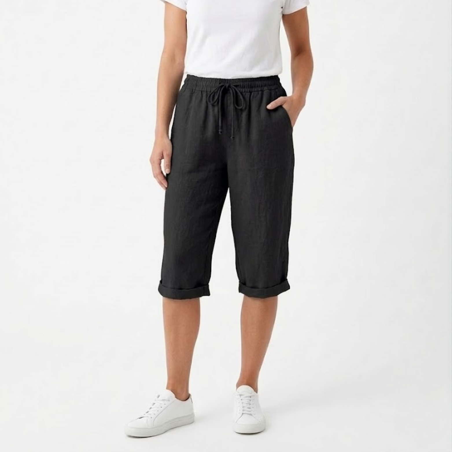 Pantaloni scurți din bumbac și in cu talie elastică și buzunare pentru femei