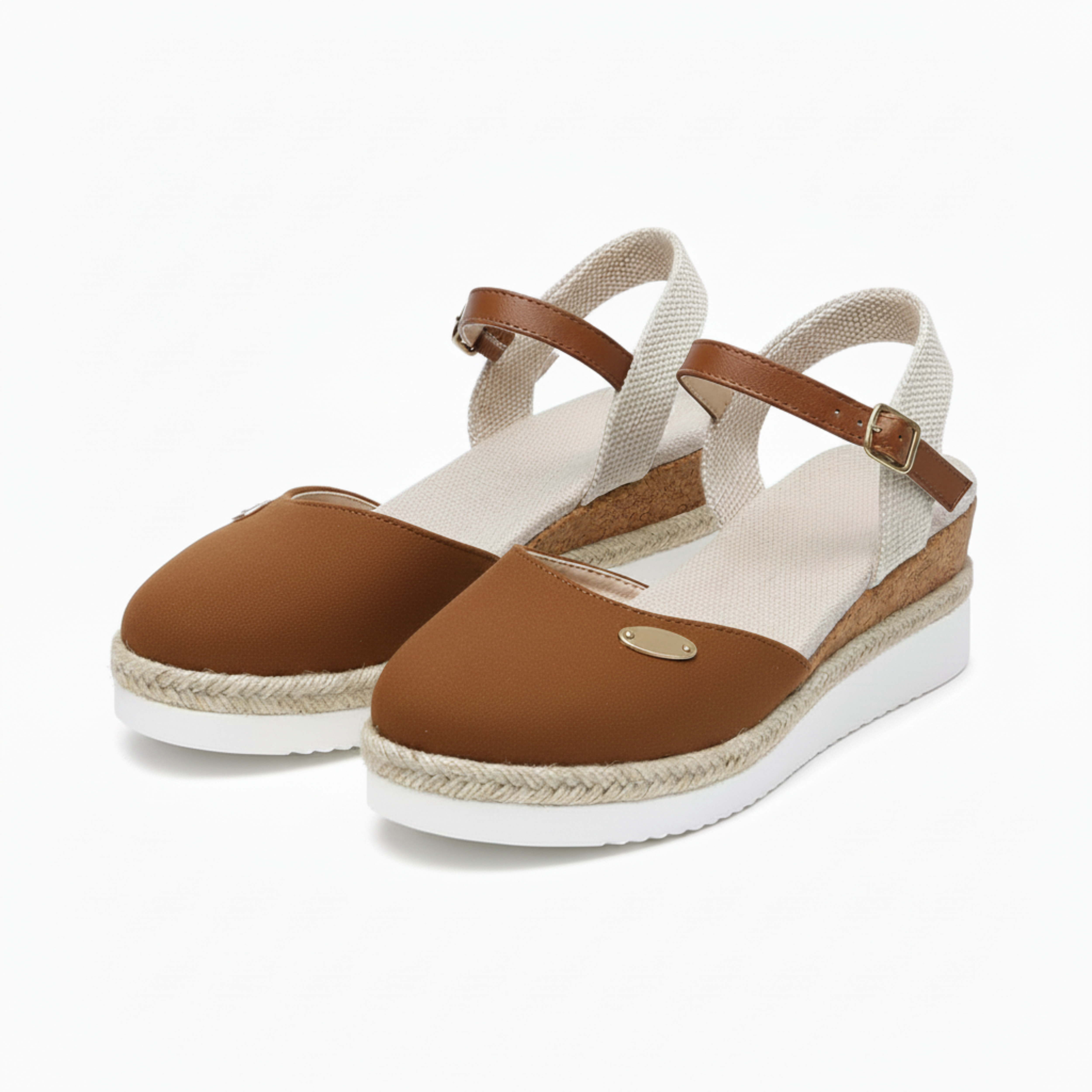 Lukkede espadrilles-sandaler til kvinder med hælrem og plateau
