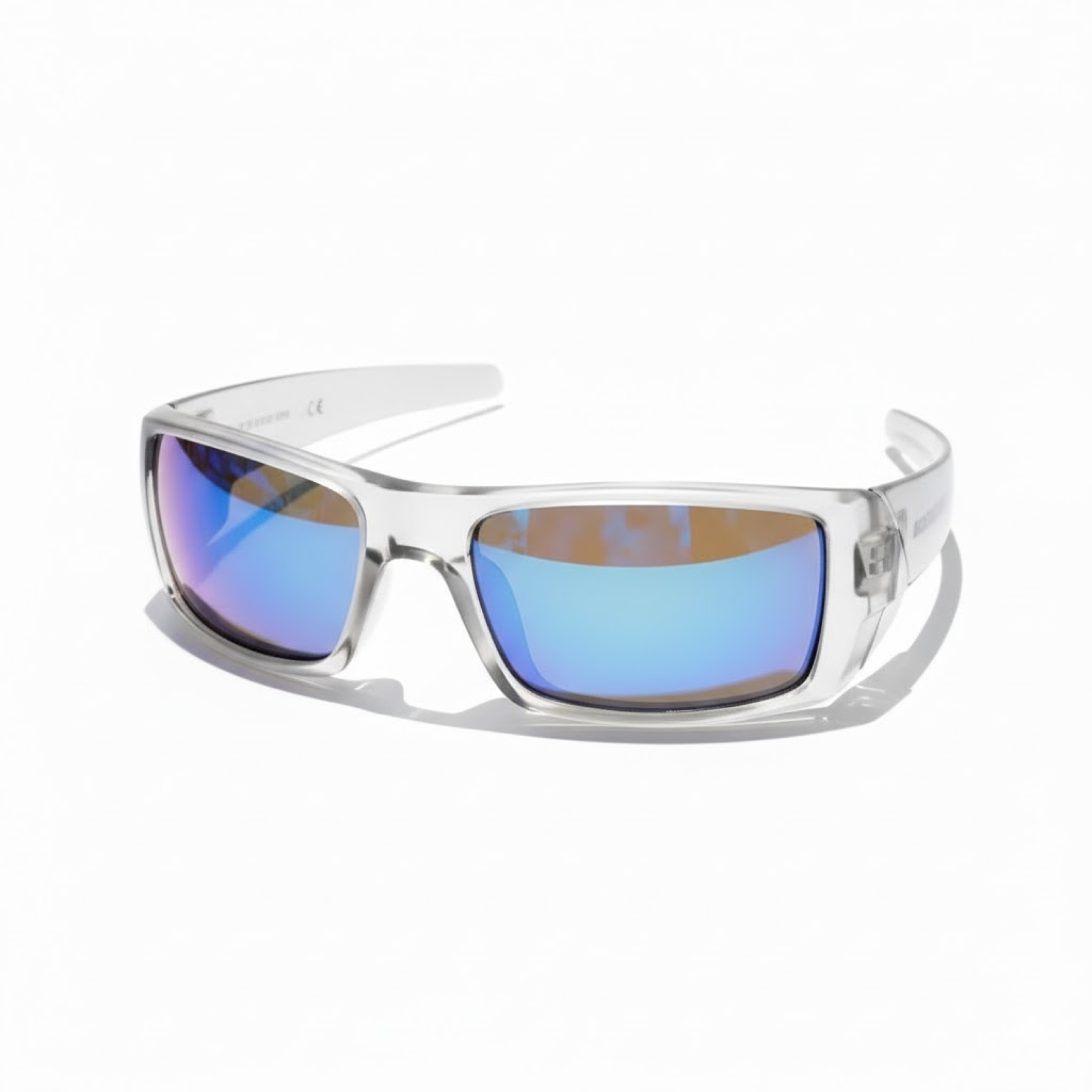 Gafas de sol deportivas envolventes con montura de policarbonato y protección UV