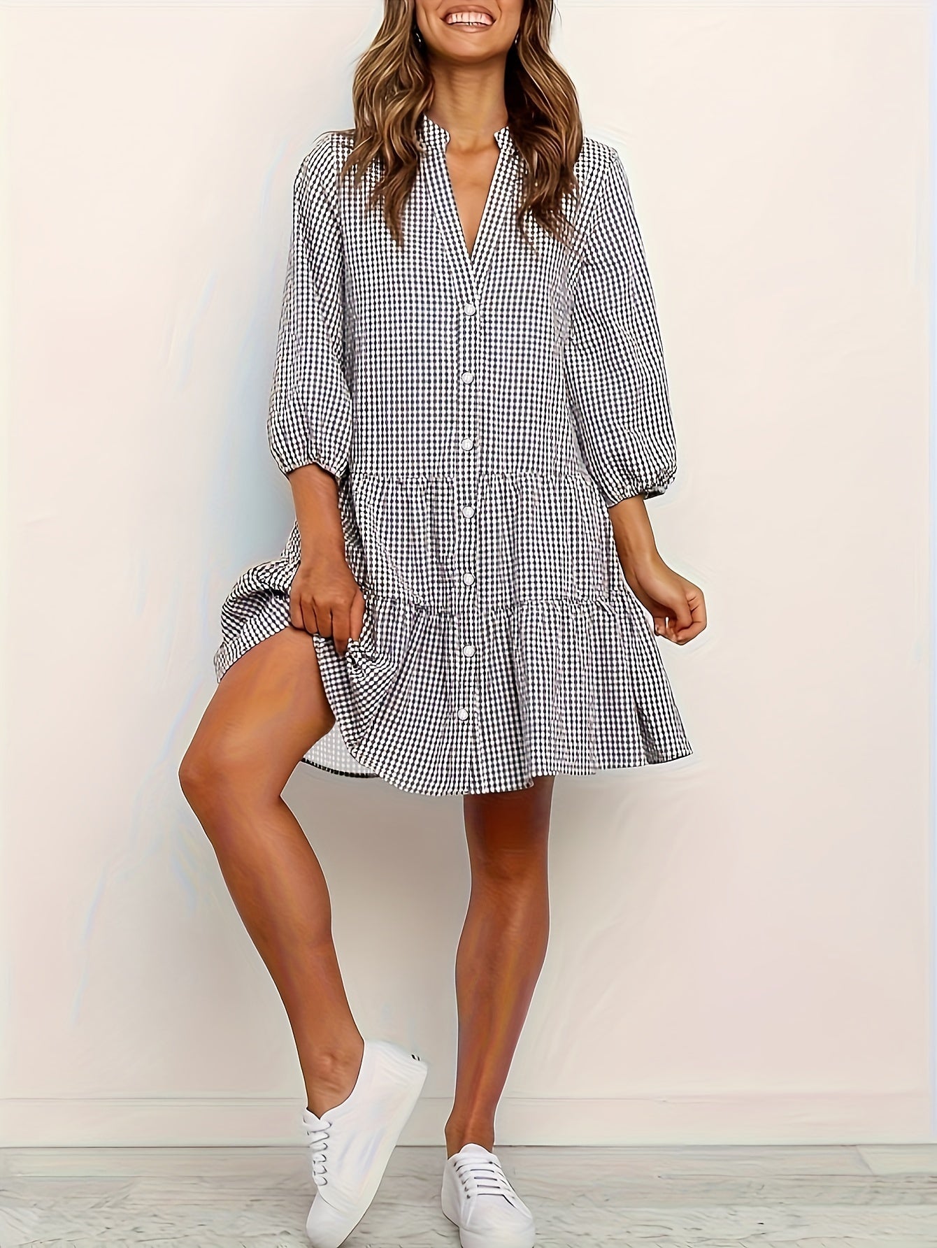 Kurzes Kleid mit Volants