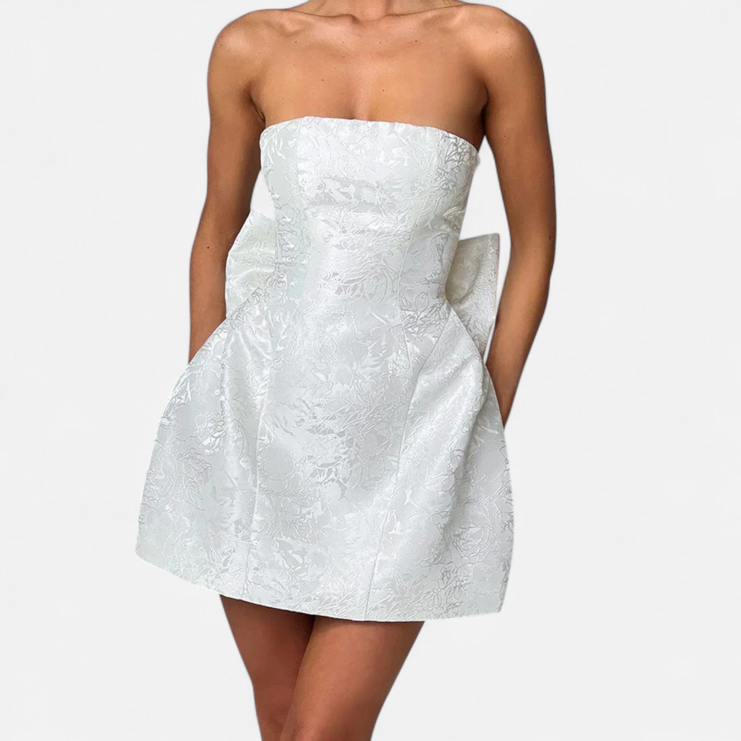 Ancienne Monde | Robe Mini Écrue pour Femme – Allure Raffinée, Simplicité Intemporelle