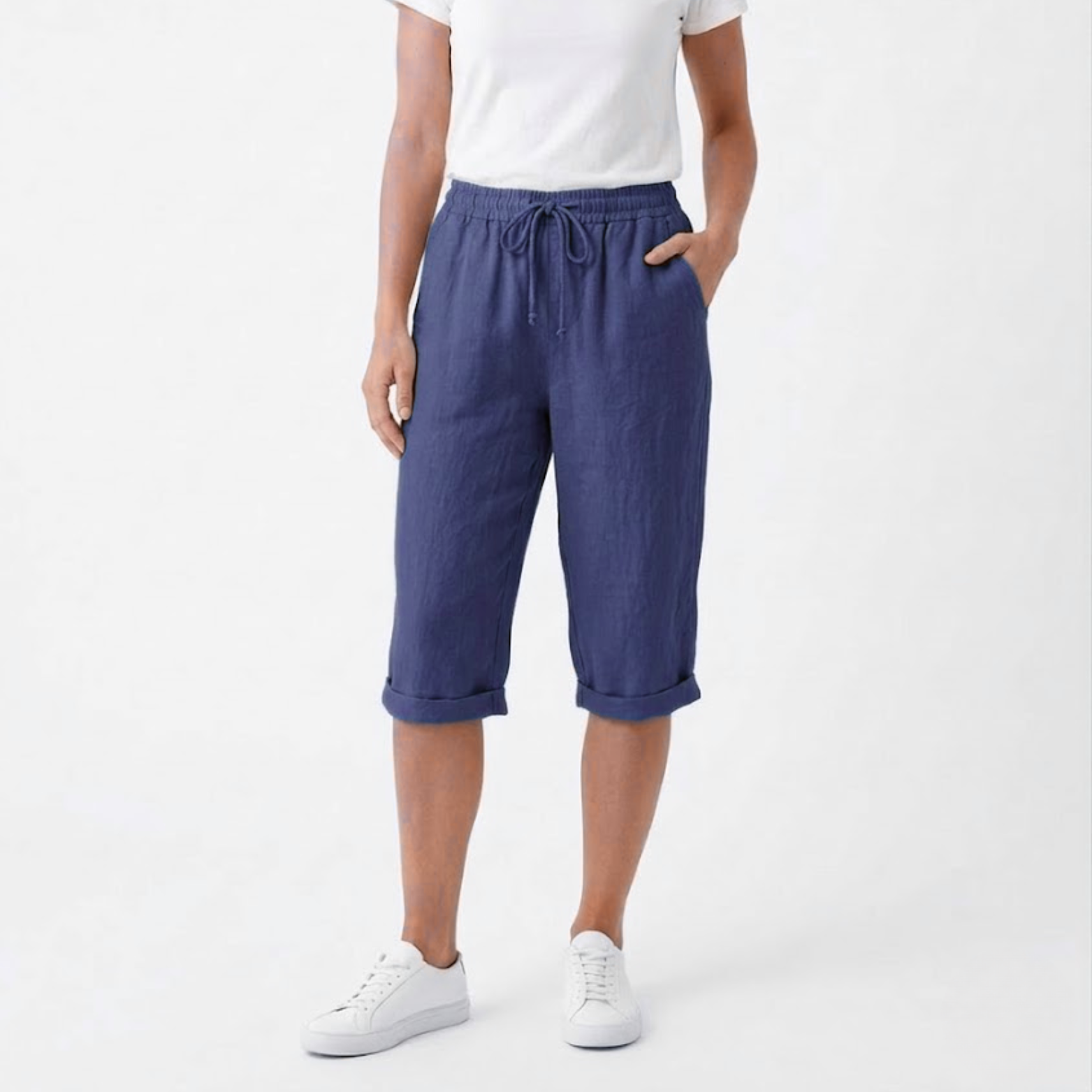 Pantaloni scurți din bumbac și in cu talie elastică și buzunare pentru femei