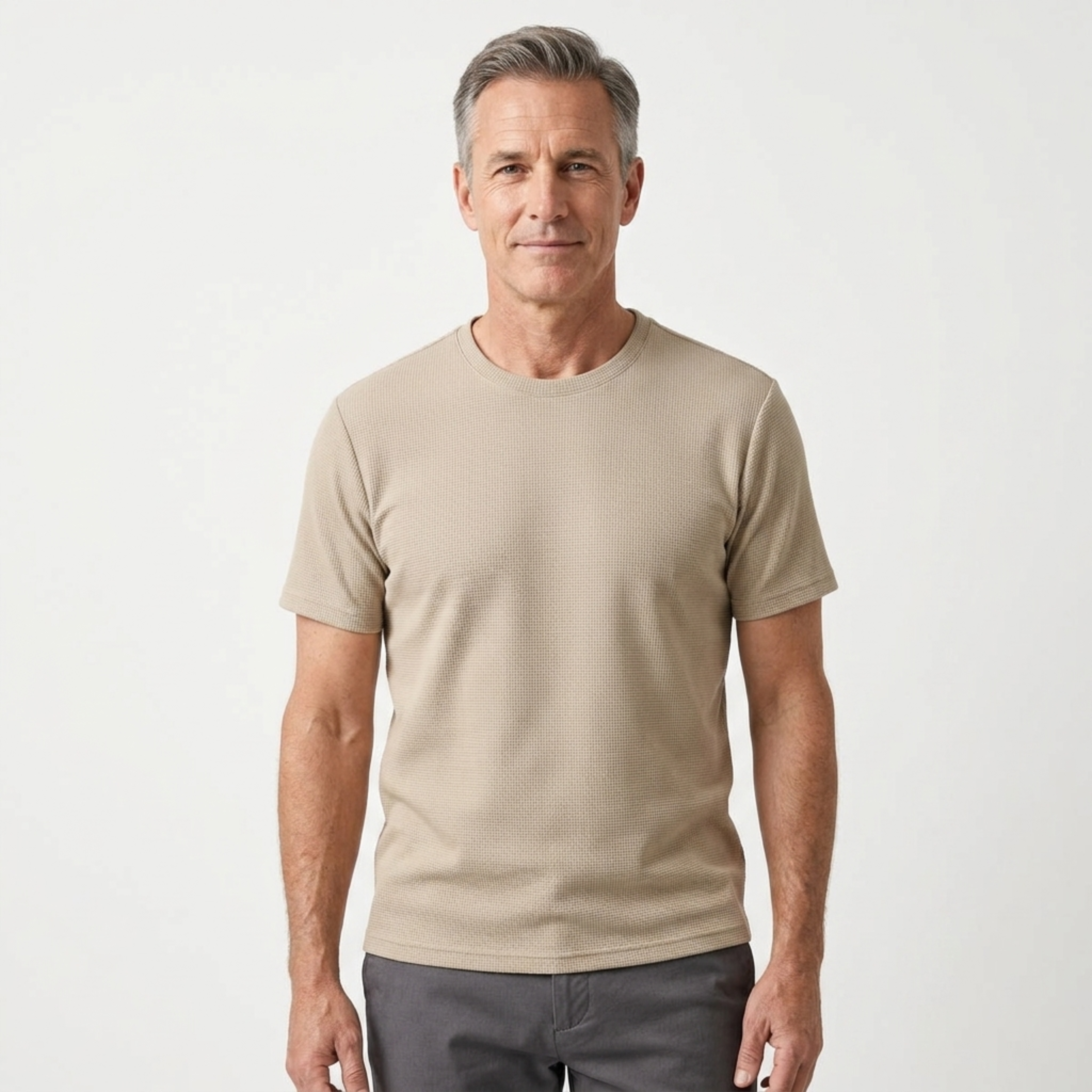 T-shirt en maille gaufrée pour homme — coupe décontractée ajustée — style casual quotidien