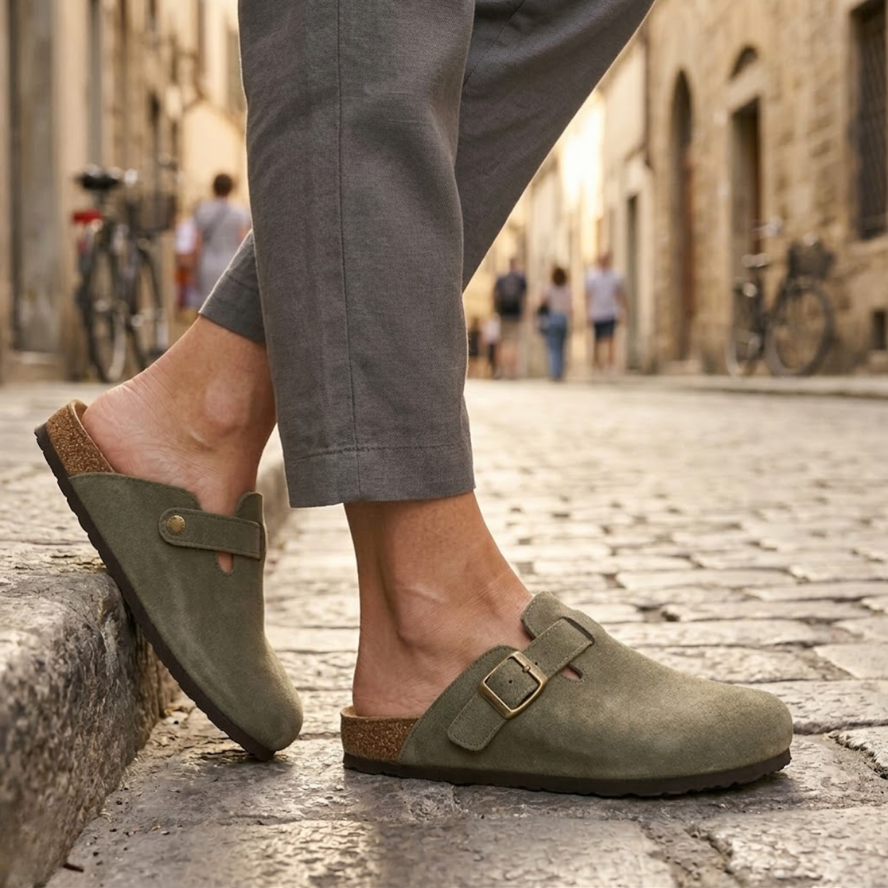 Sabots en Daim avec Semelle en Liège et Boucle Réglable pour Femmes