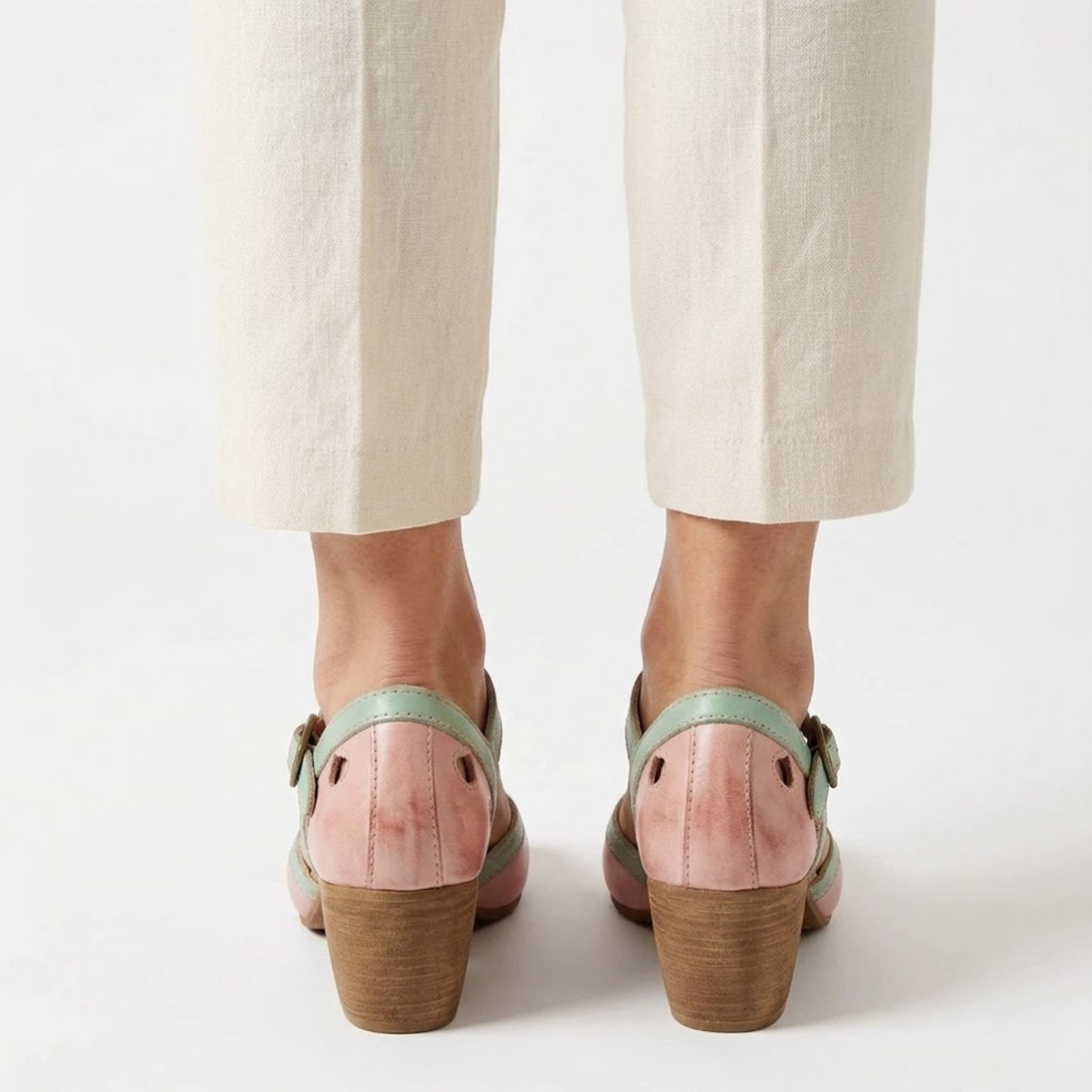 Sandálias de Salto Quadrado para Mulher, Sapatos Retro com Tira no Tornozelo e Biqueira Redonda