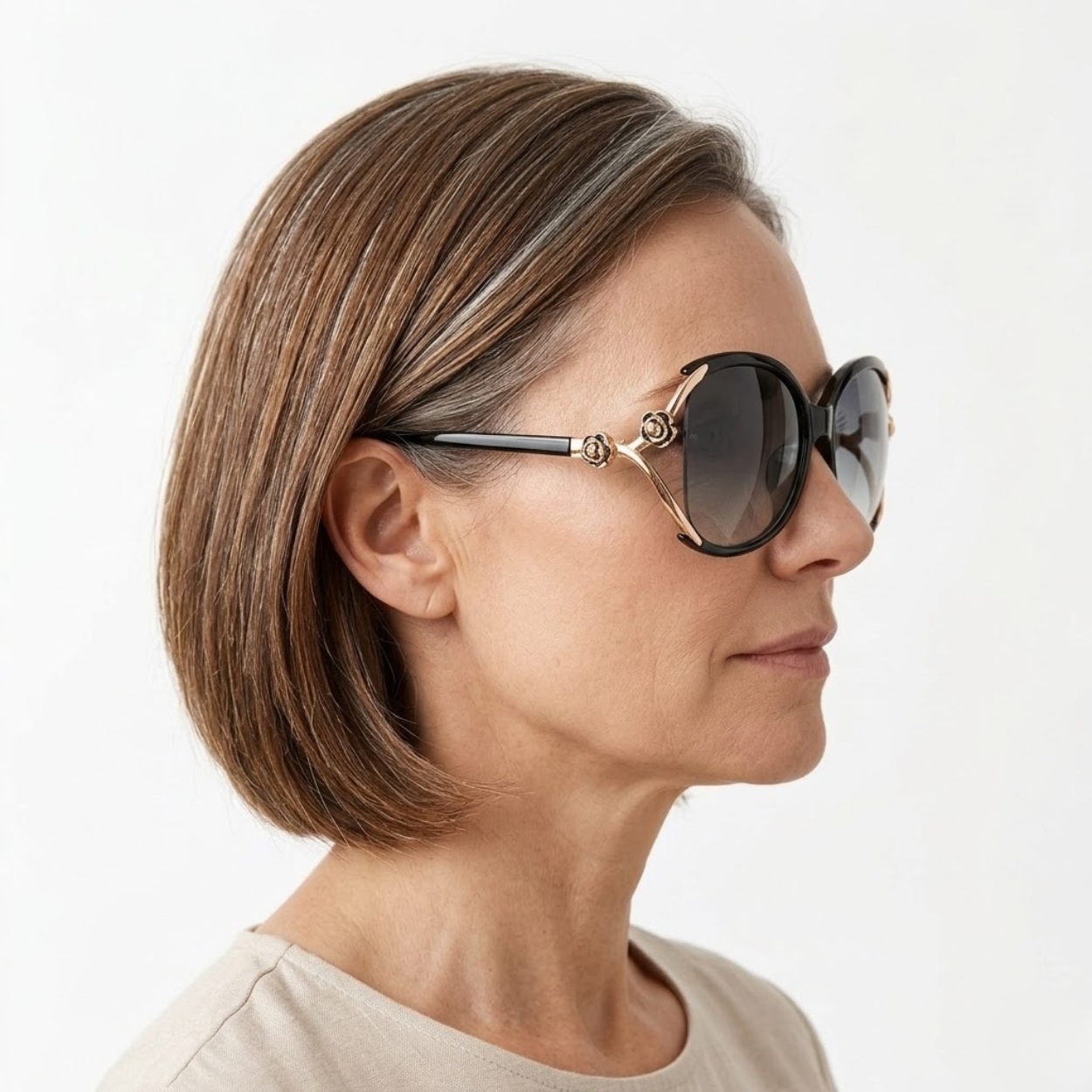 Oversized Women's Sunglasses with Metal Temples and Floral Details