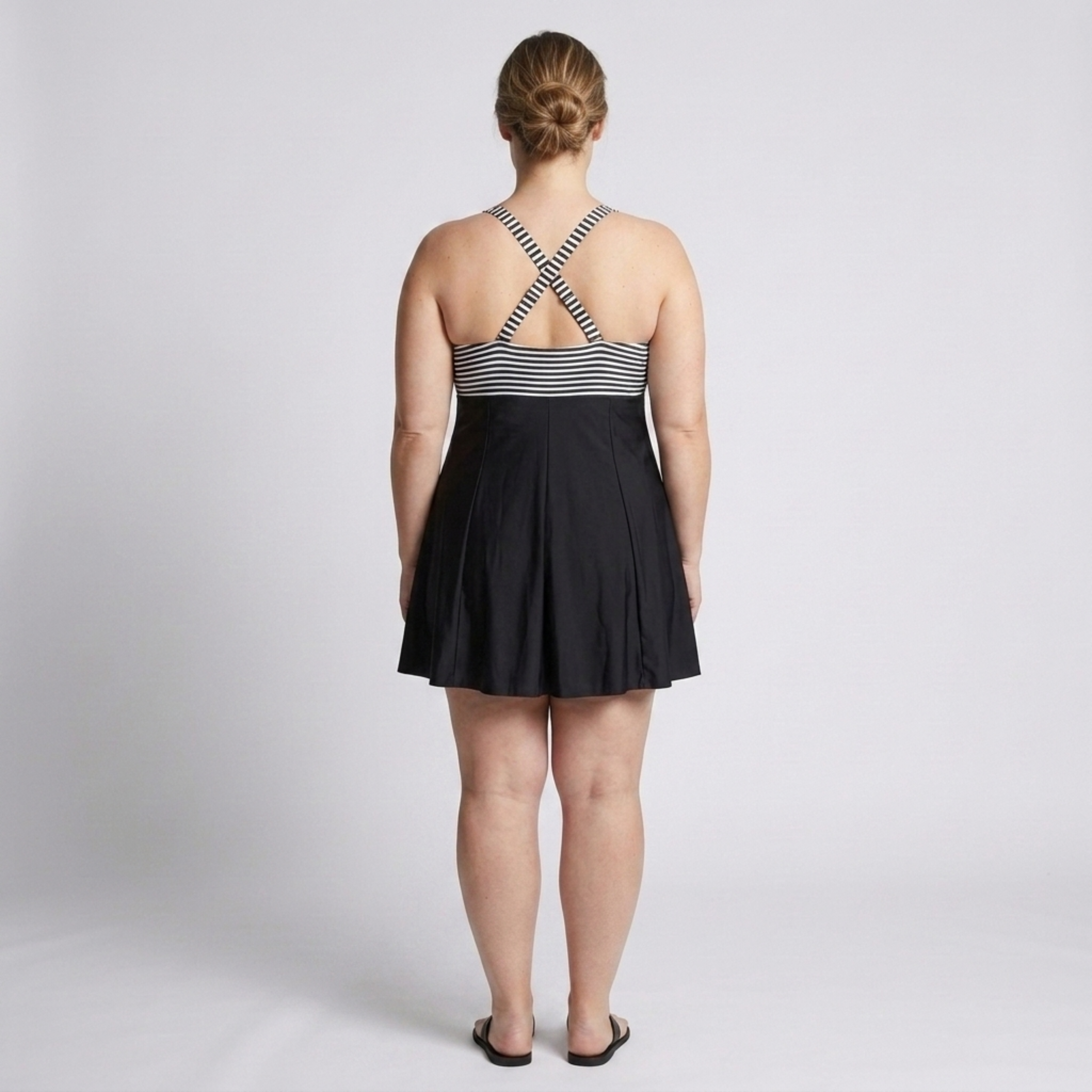 Costum de baie tankini mărime mare pentru femei cu top ajustat în dungi