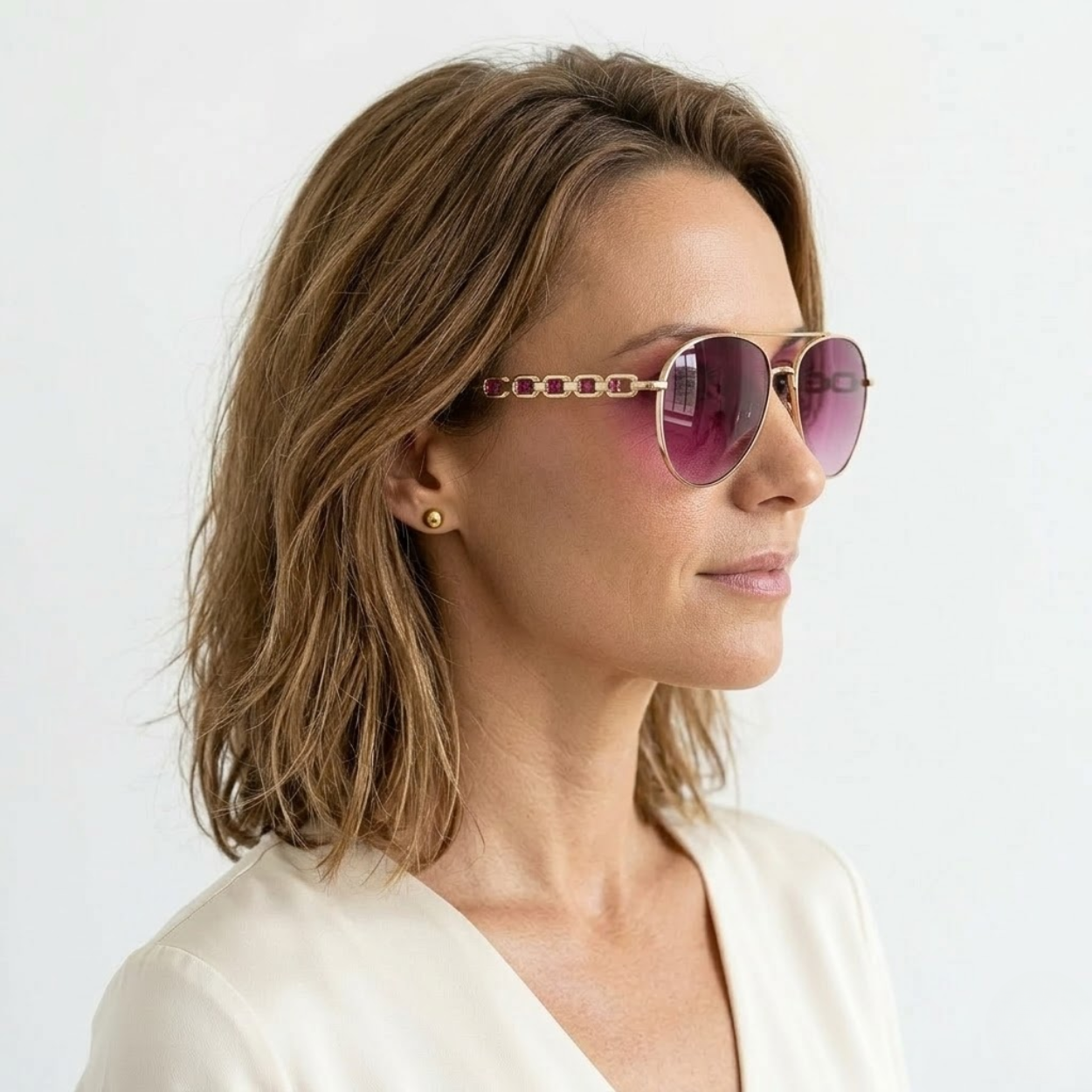 Women's Aviator Glasses with Chain Temples and Gradient Lenses