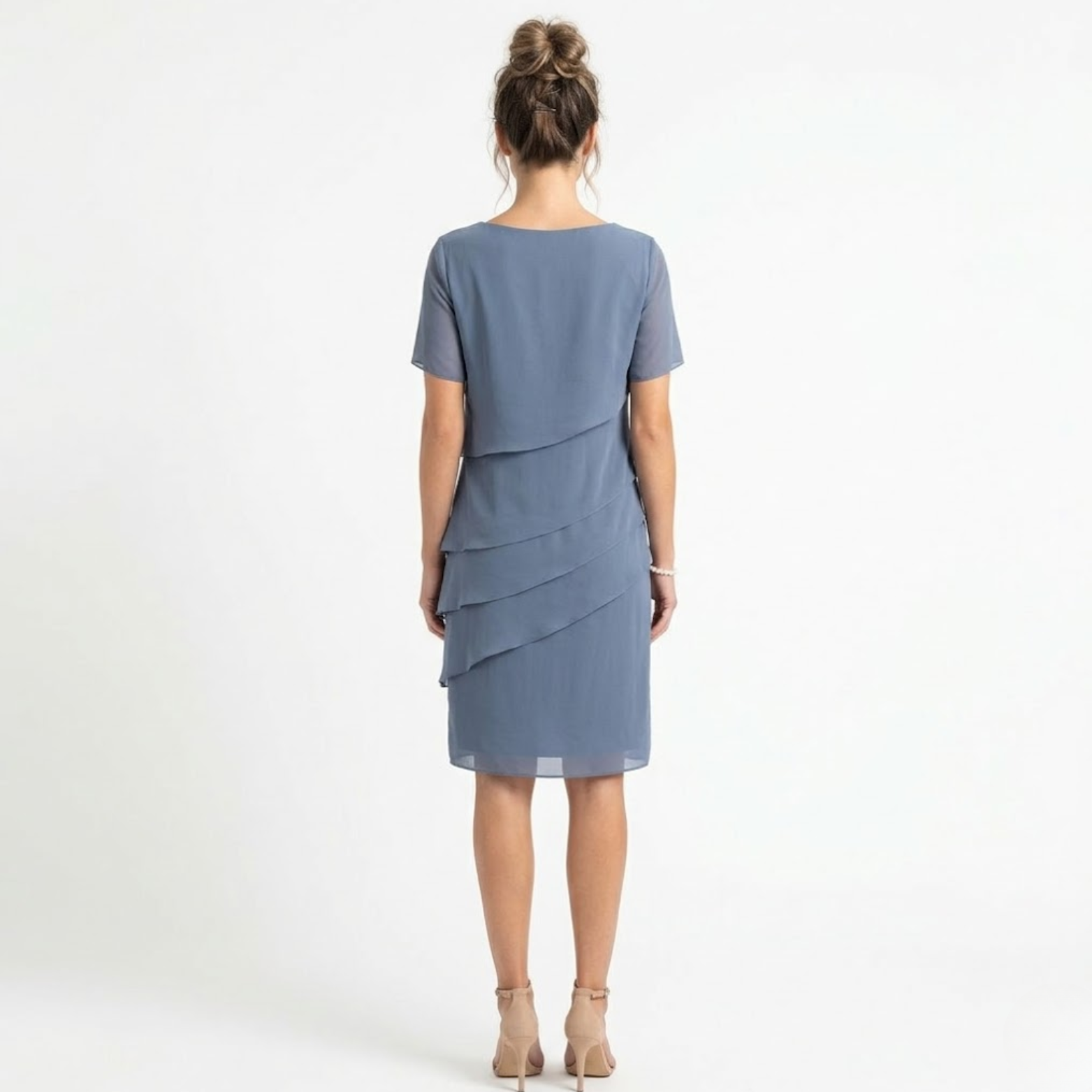 Robe de Soirée Élégante en Mousseline à Volants Superposés et Col Rond