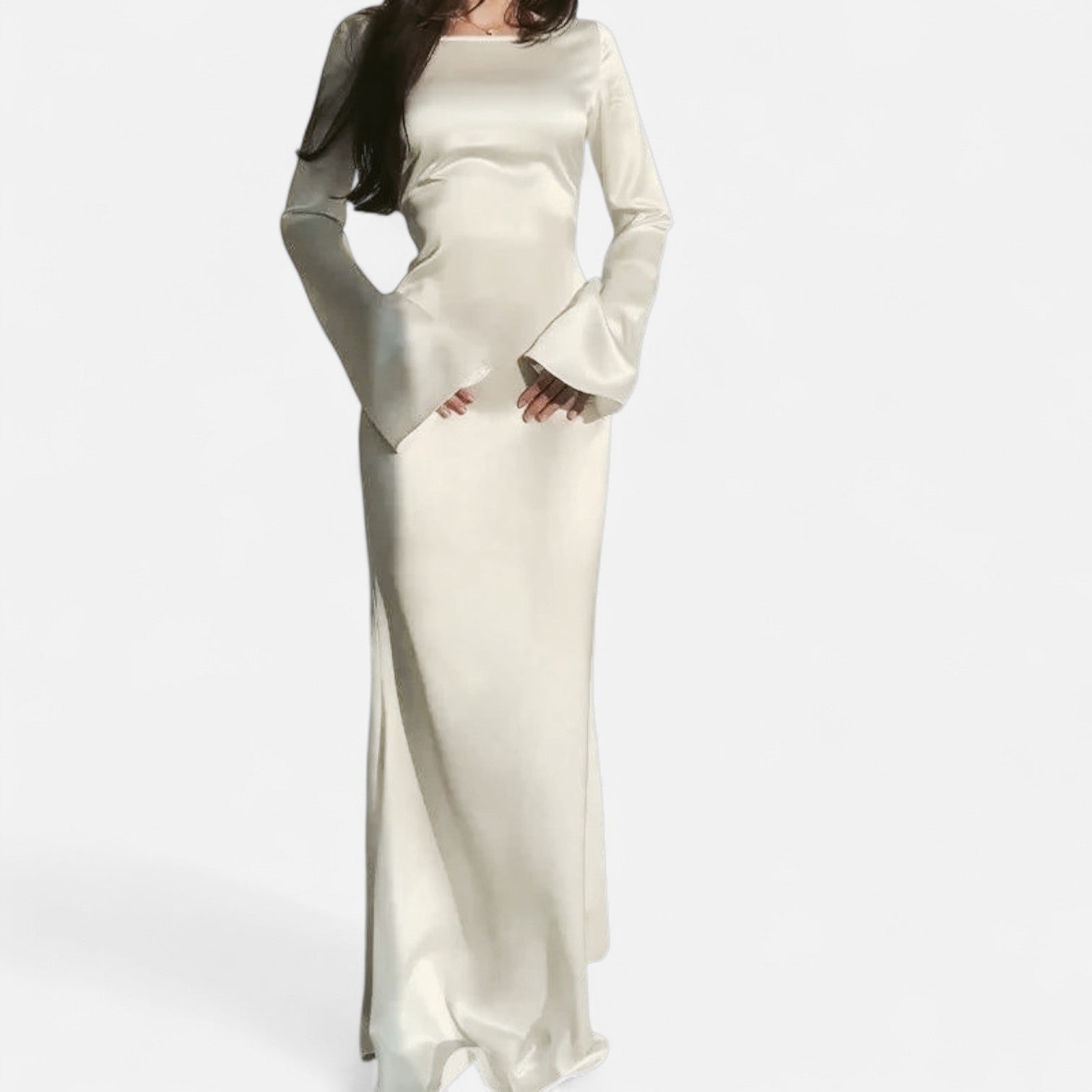 Ancienne Monde | Robe Longue pour Femme – Manches Évasées et Silhouette Fluide Pleine Longueur