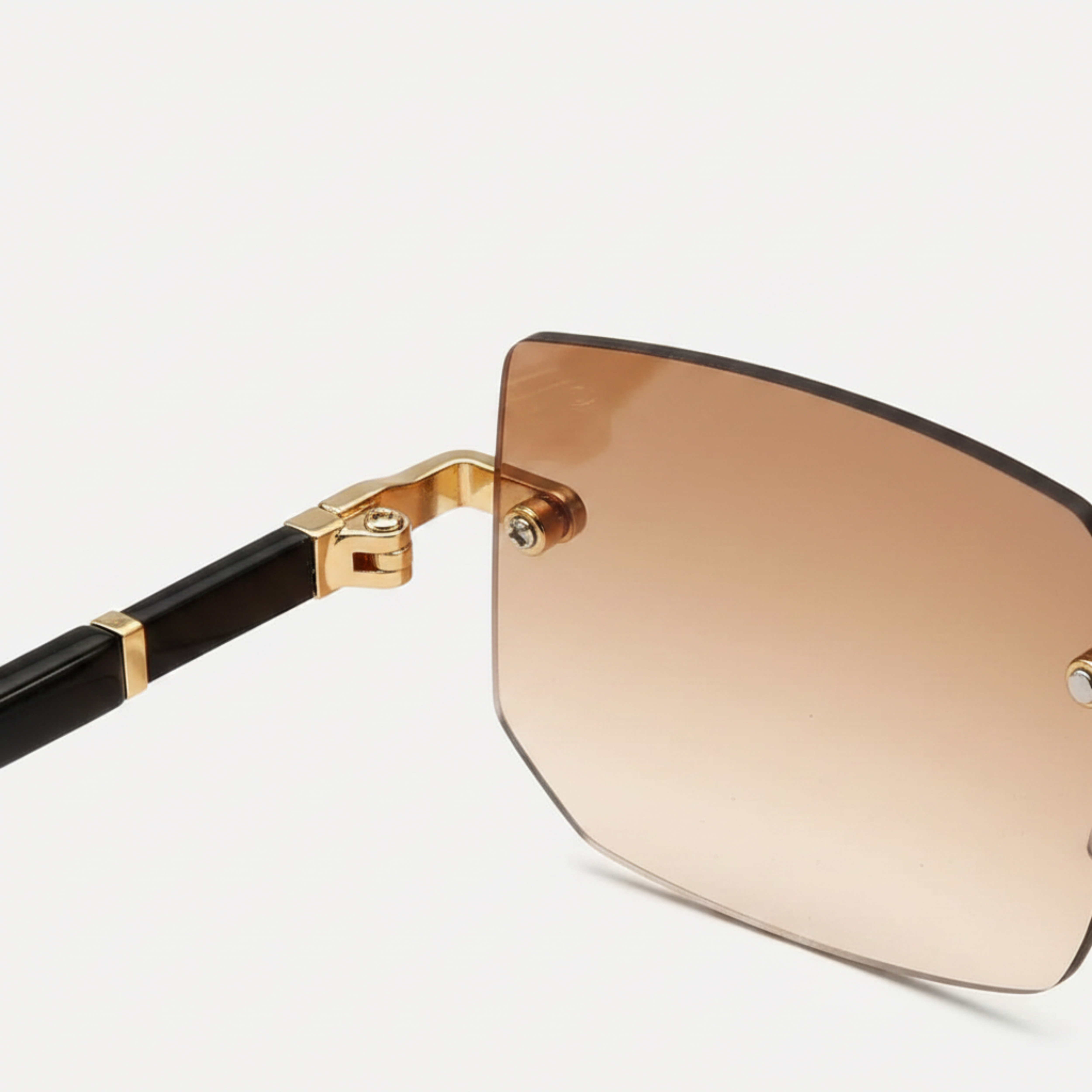 Gafas de sol rectangulares sin montura para hombre con puente de metal