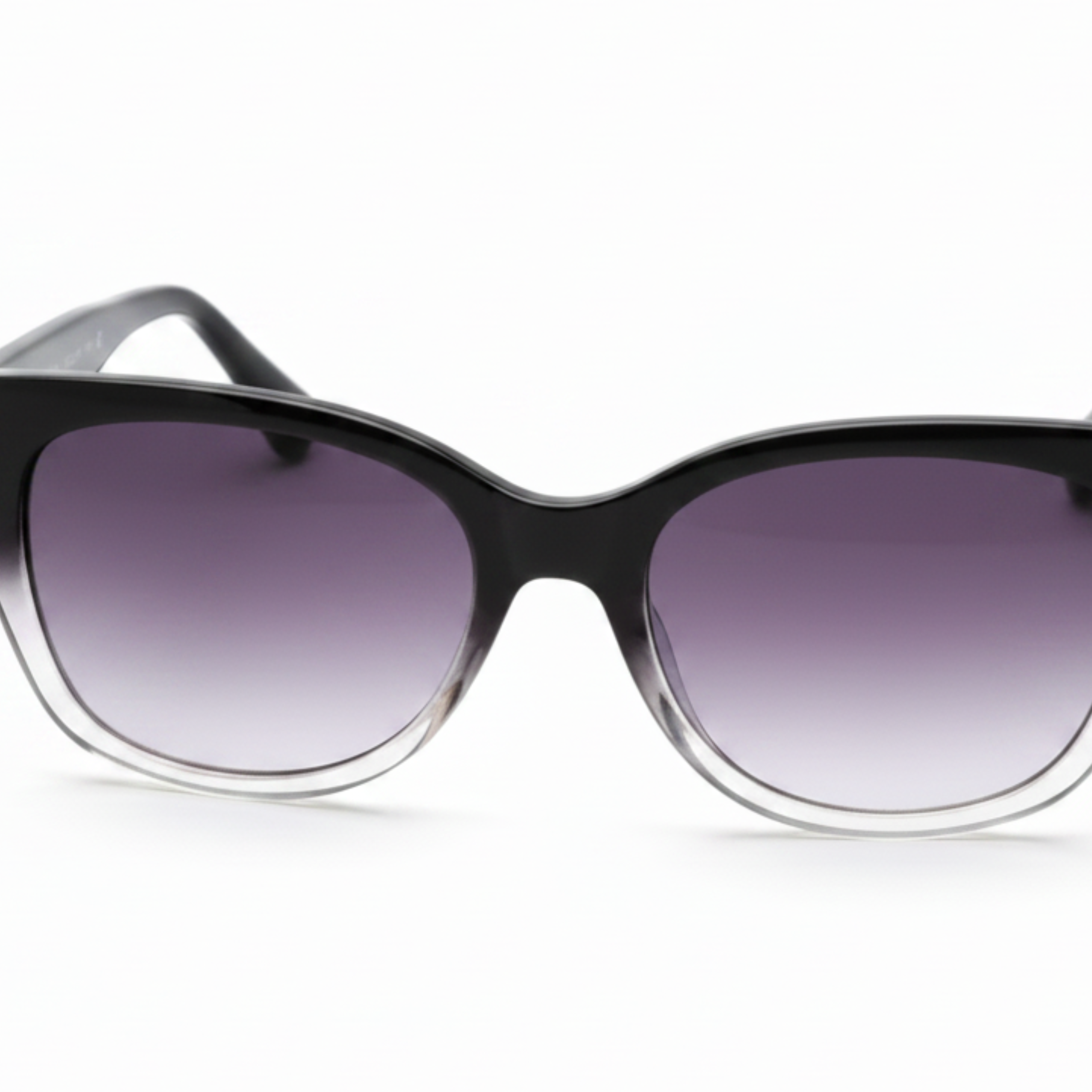 Lunettes de soleil œil de chat oversize avec monture et verres dégradés