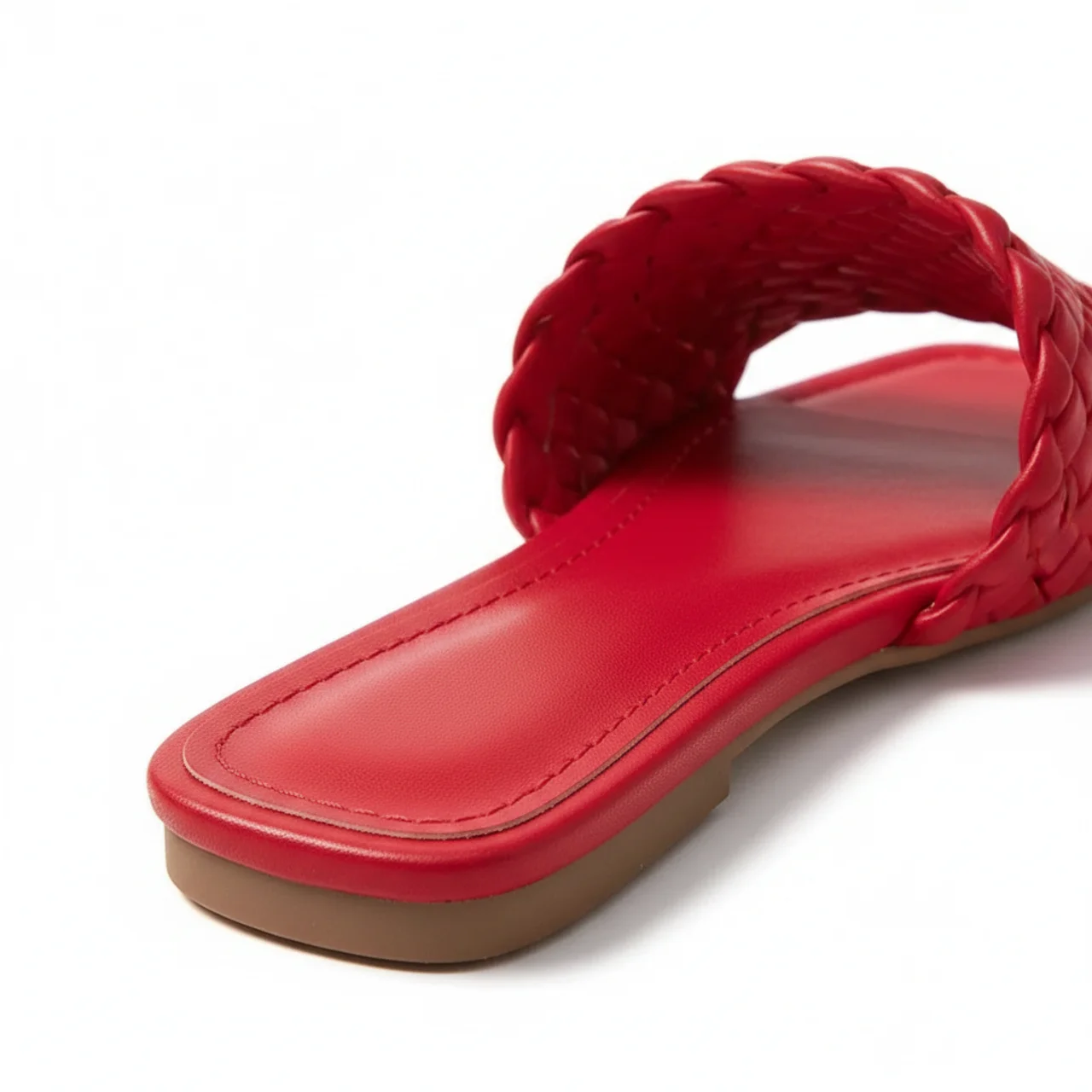 Sandales à brides tressées pour femme — semelle rembourrée — mode plage