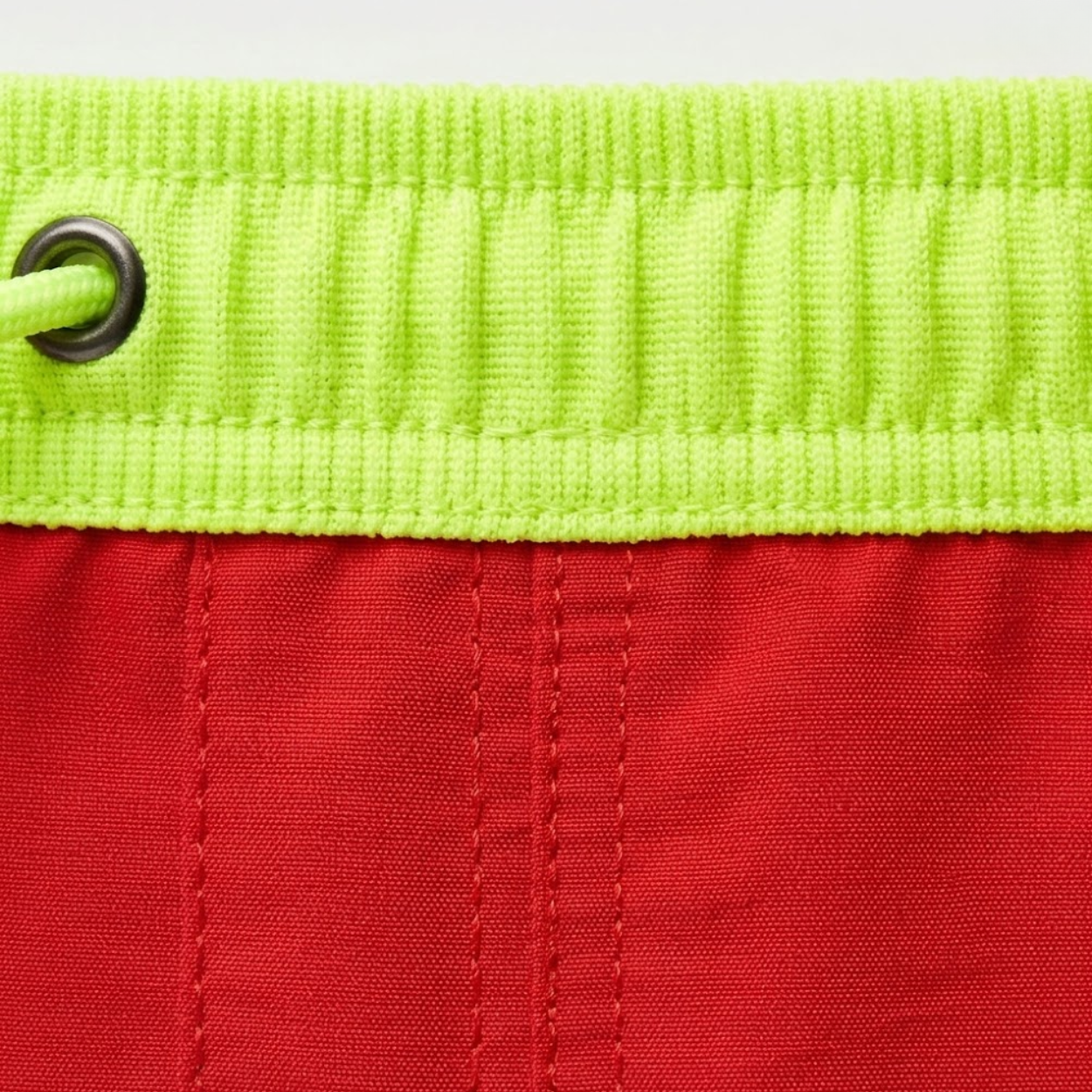Costume da bagno a asciugatura rapida per uomo con tasche con cerniera e fodera in rete