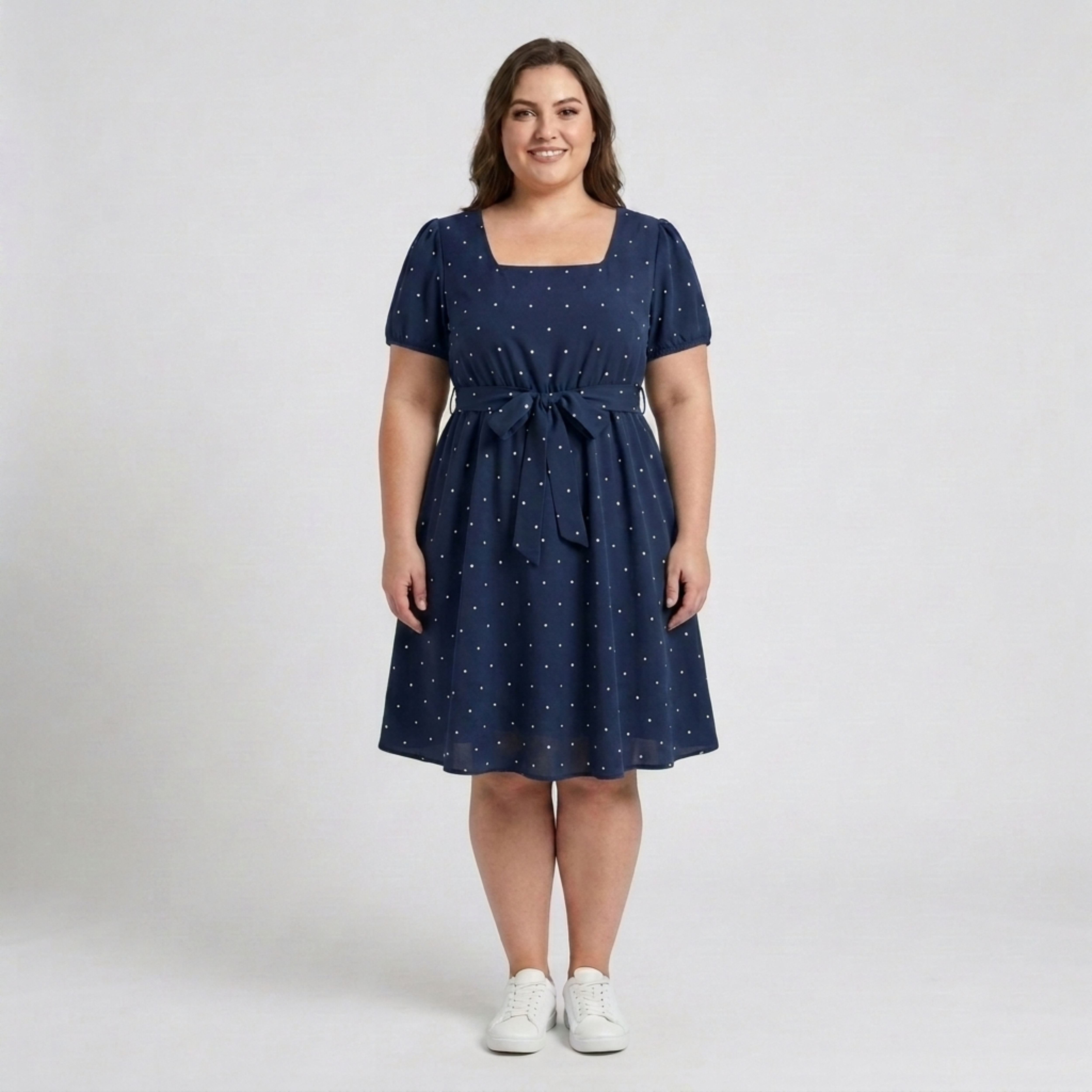 Vestito a trapezio taglia grande da donna a pois con scollo quadrato e maniche a sbuffo