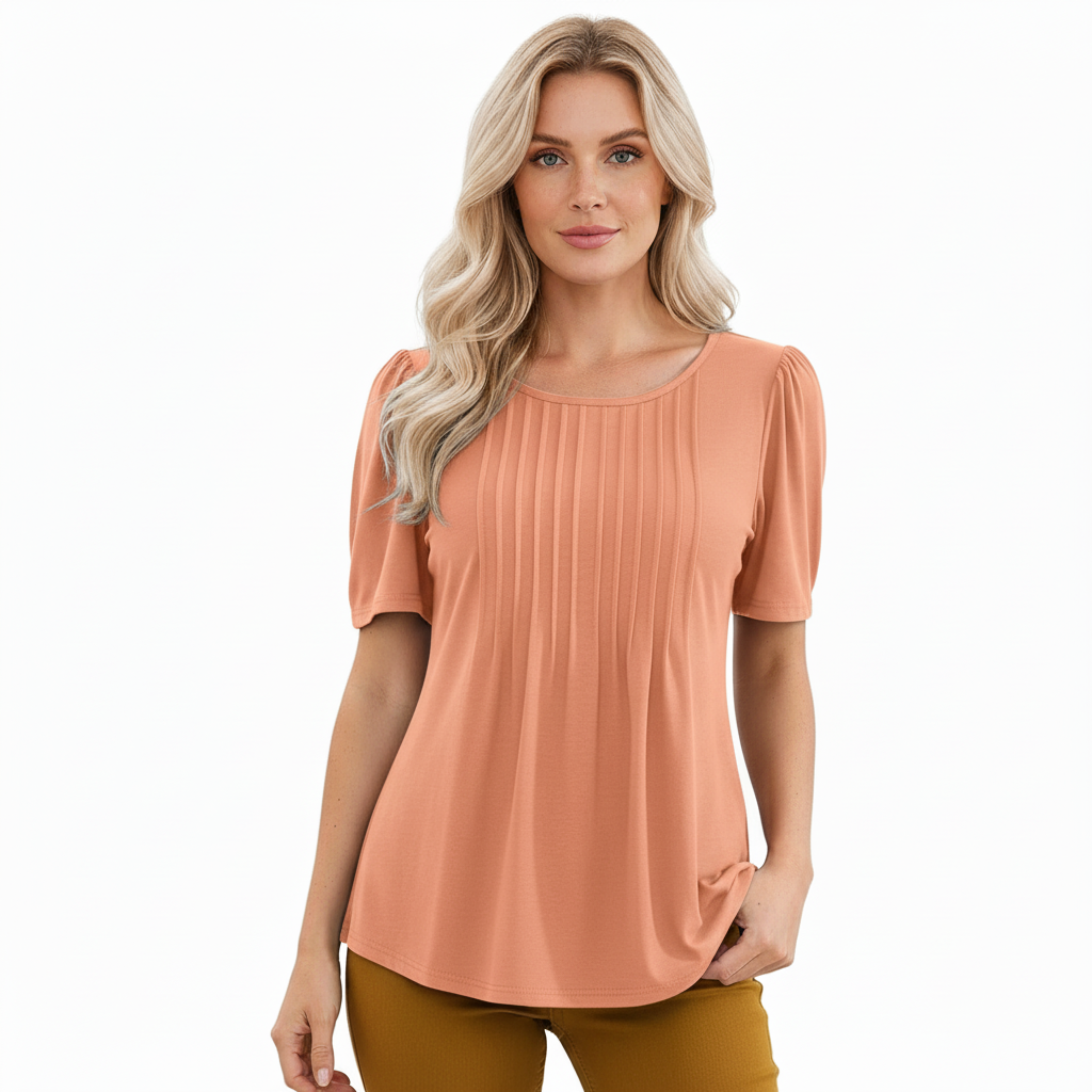 Camiseta de manga corta para mujer con cuello redondo acampanado y detalles plisados