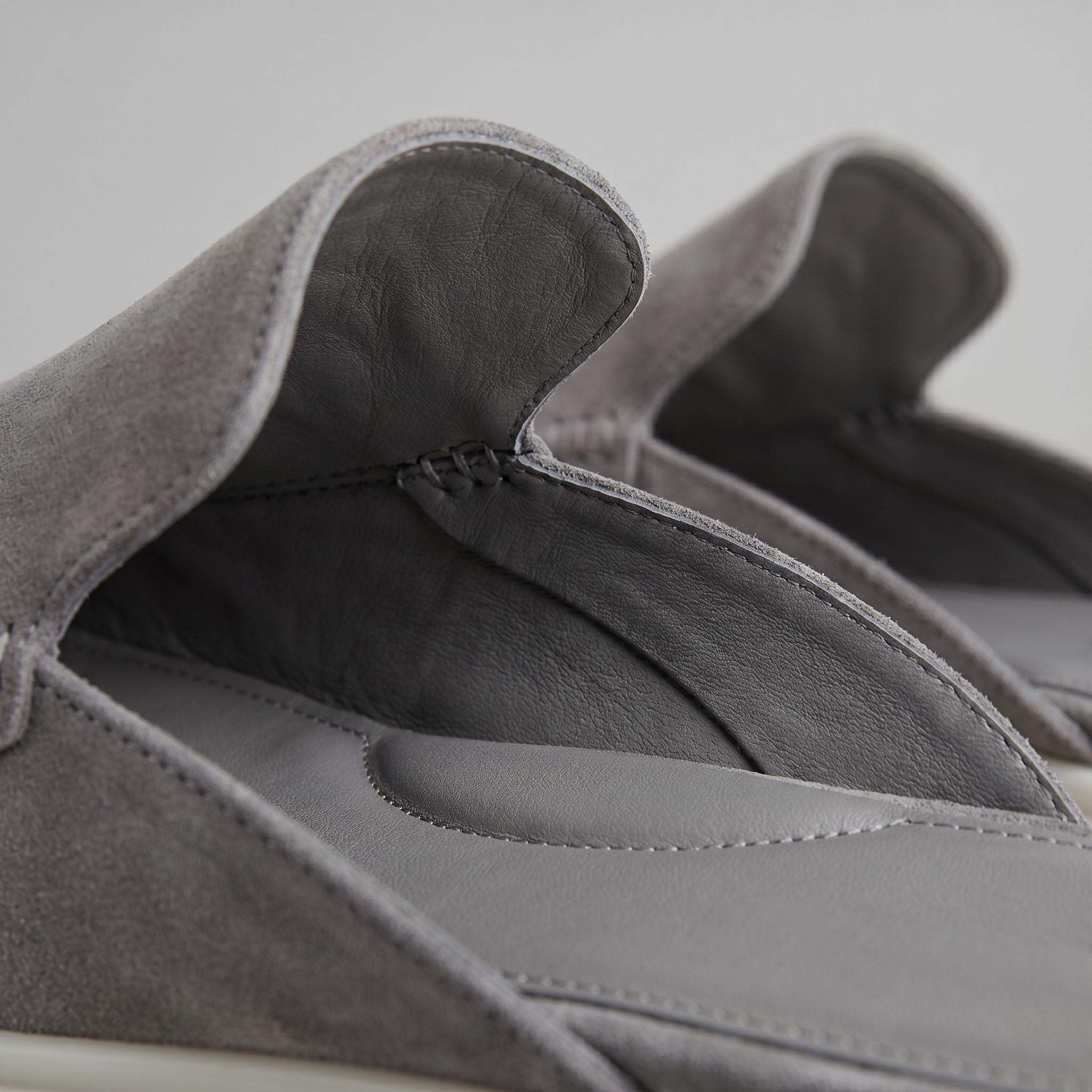 Men's mule shoes | daily unheeled suede