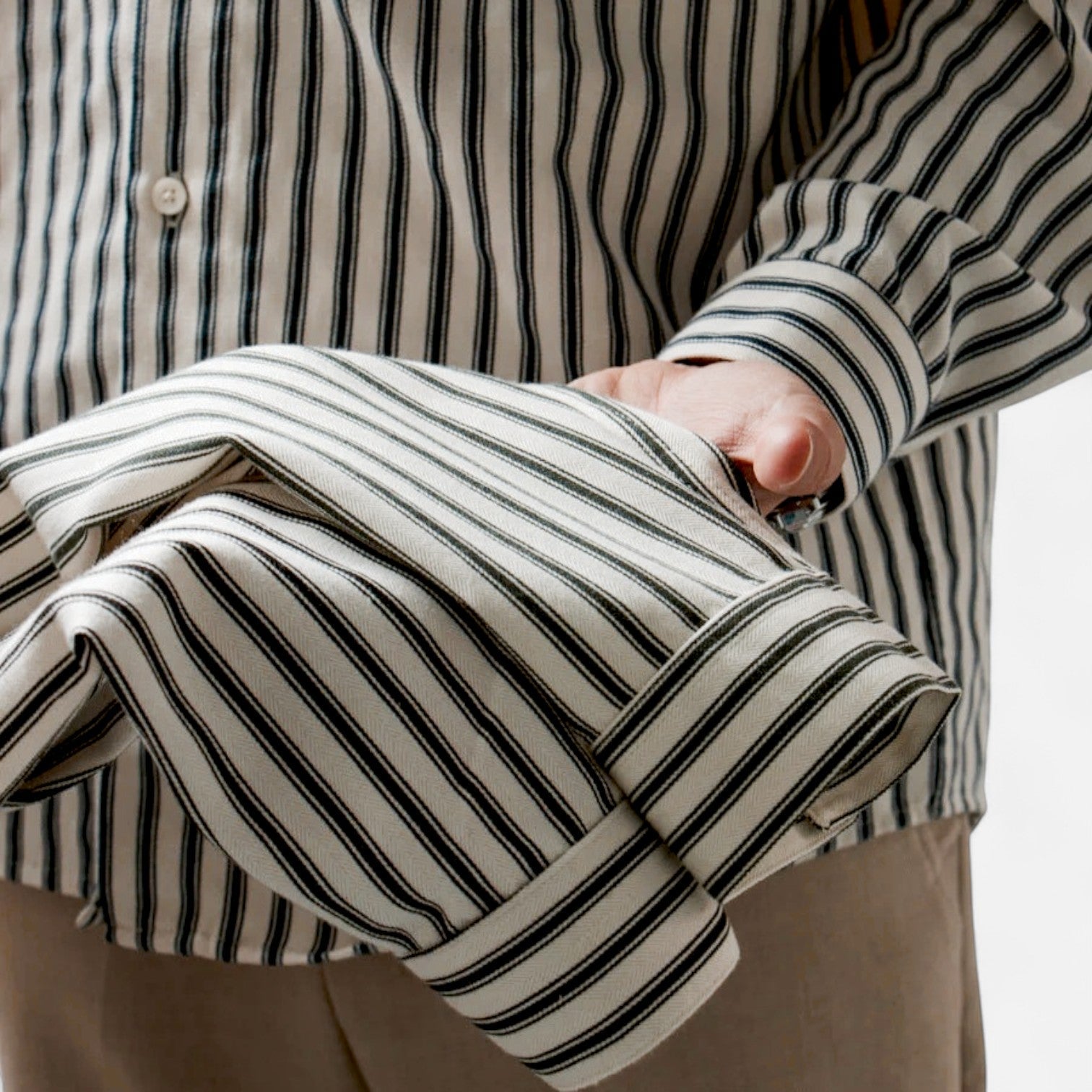 Ancienne Monde | Chemise Rayée à Manches Longues pour Homme – Superposition Légère, Élégance Côtière Intemporelle