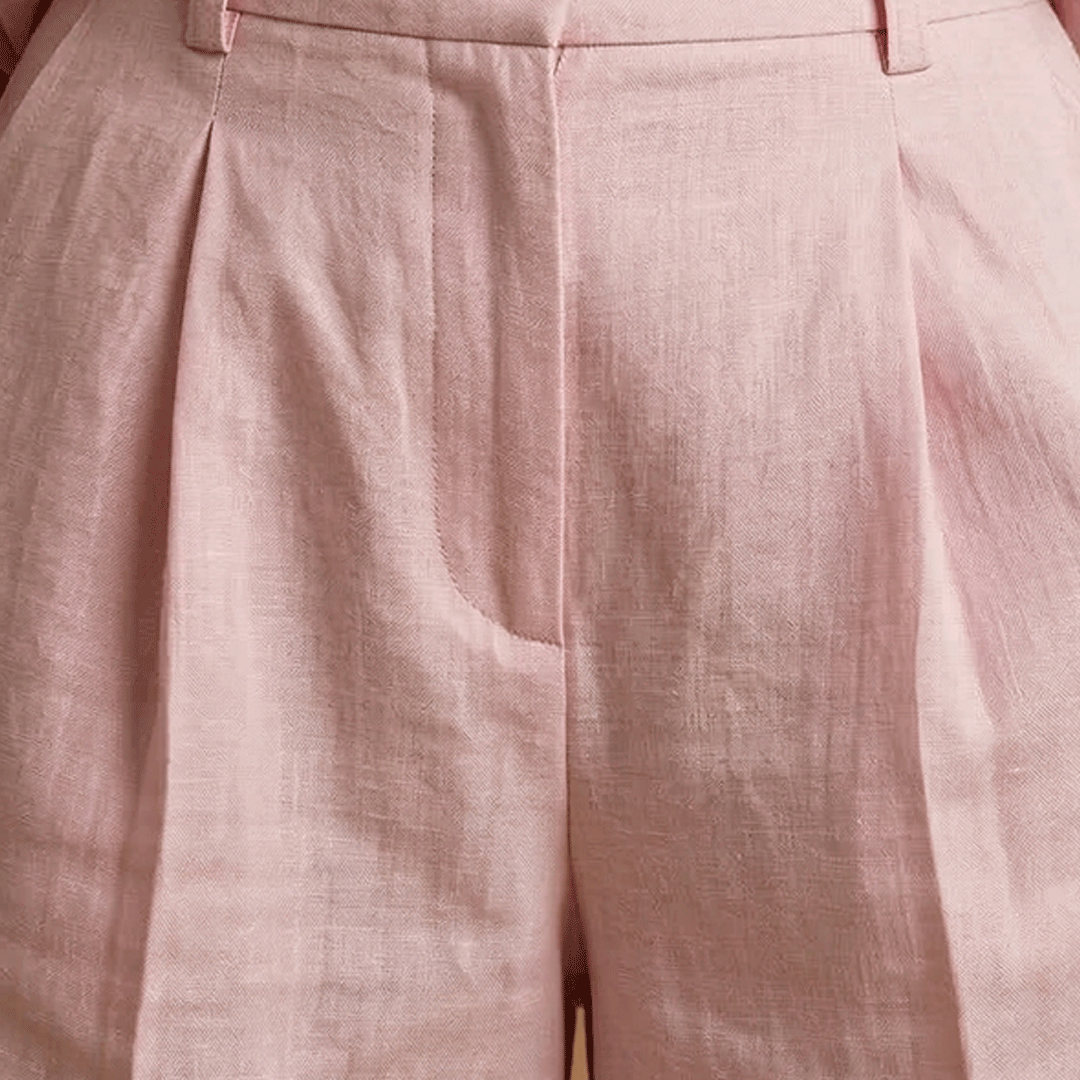 Damen-Set aus Bluse und kurzer Hose – plissiertes Ensemble mit Taschen | Urlaub