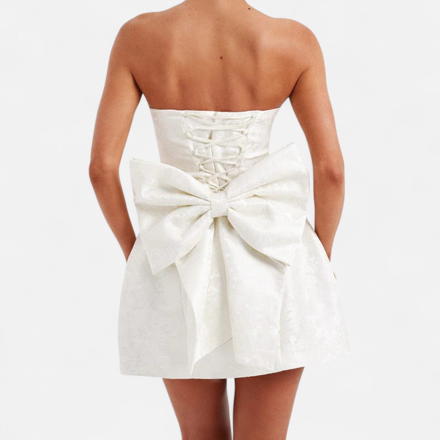 Ancienne Monde | Robe Mini Écrue pour Femme – Allure Raffinée, Simplicité Intemporelle