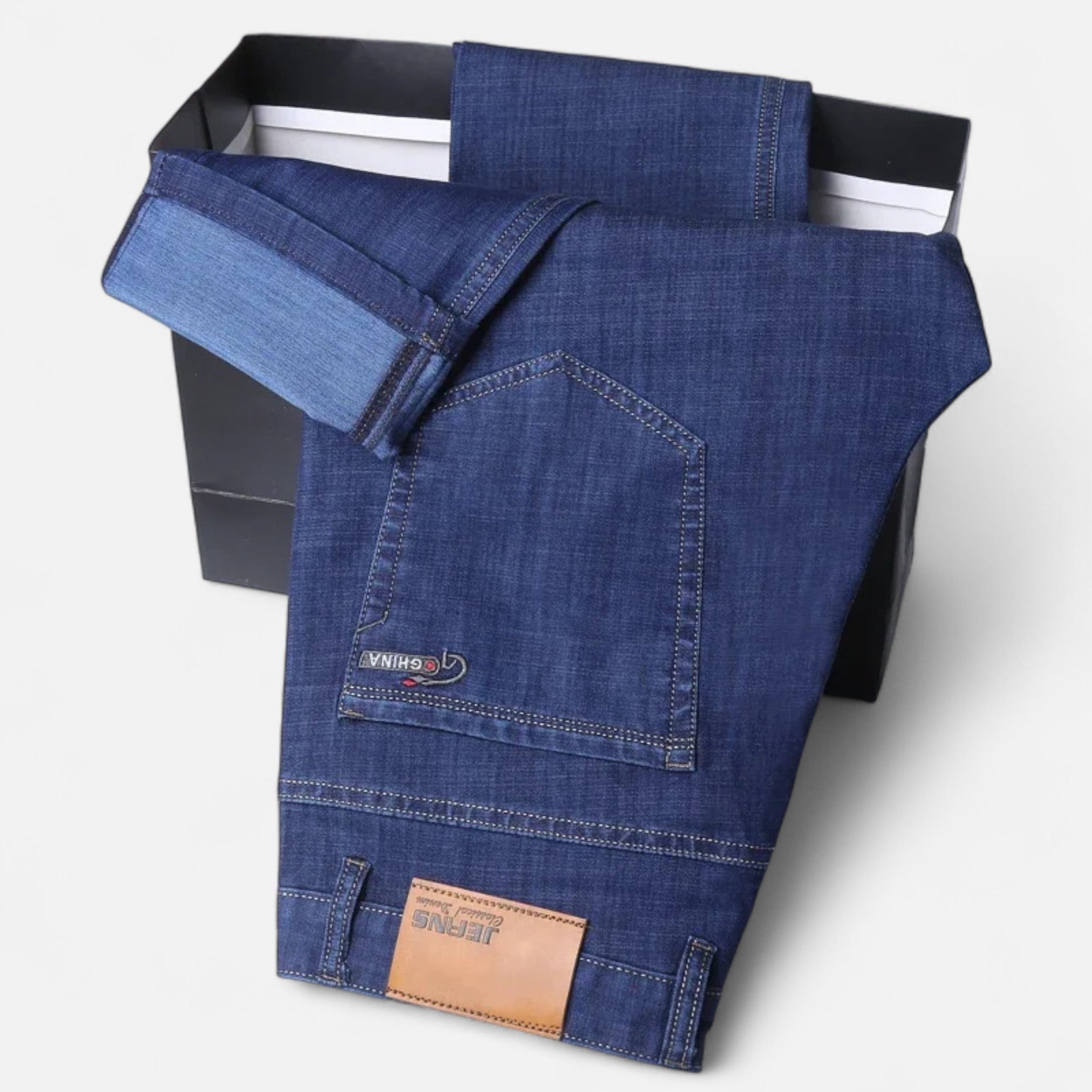 Ancienne Monde | Calças Direitas em Denim Leve